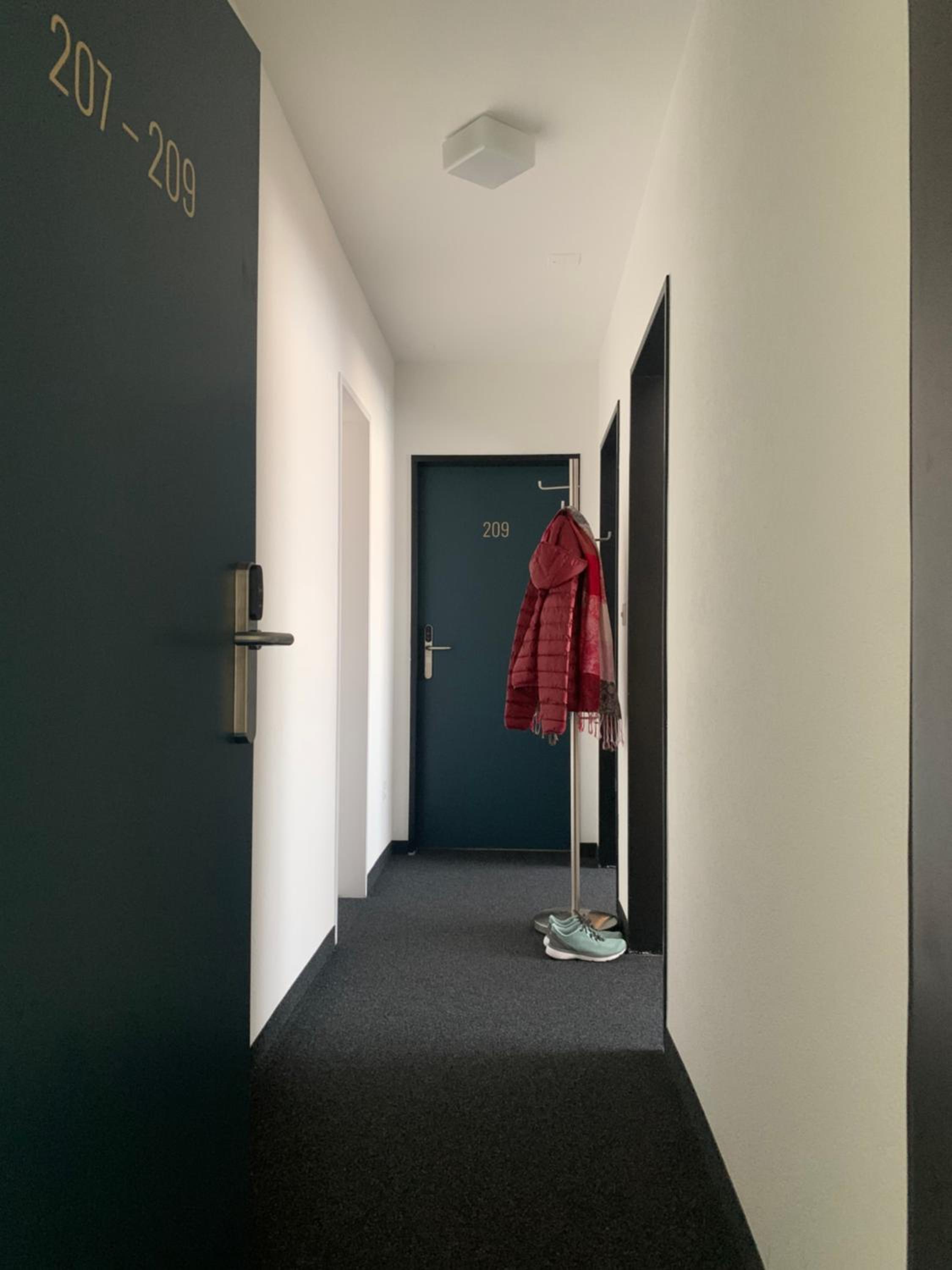 Double Room with Shared Bathroom photo 3