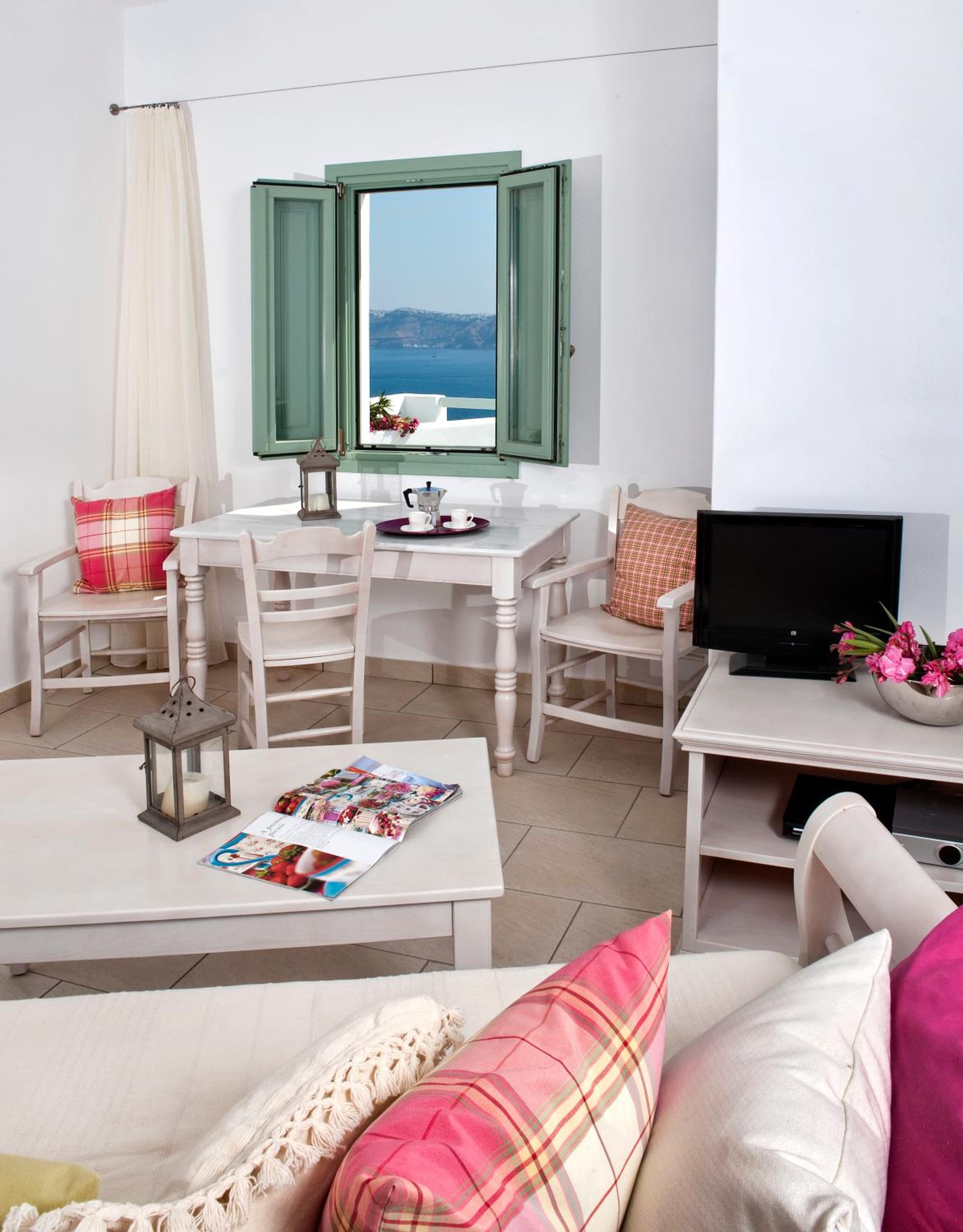 Two Bedroom Apartment Caldera View - Photo 11