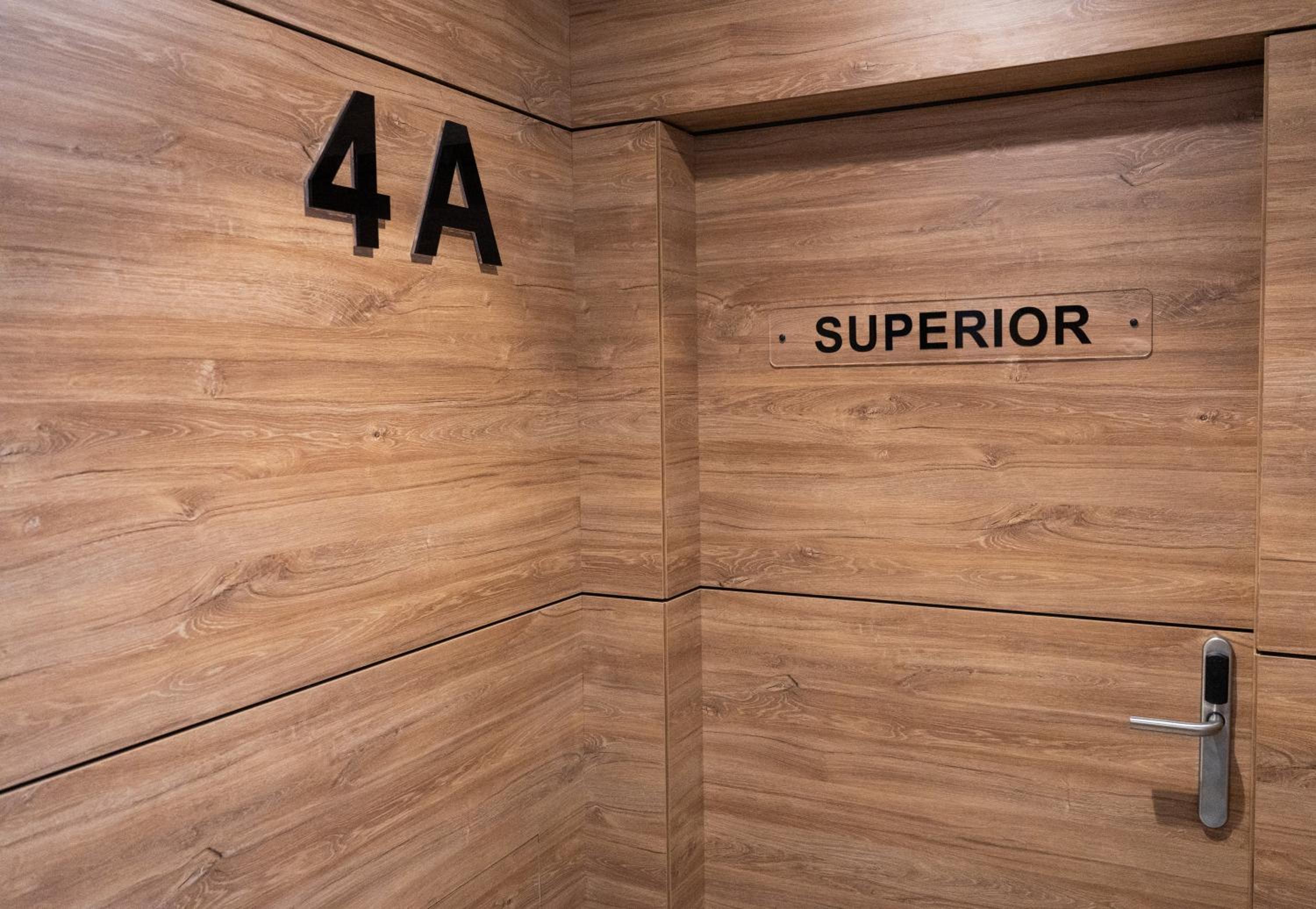 Superior Apartment