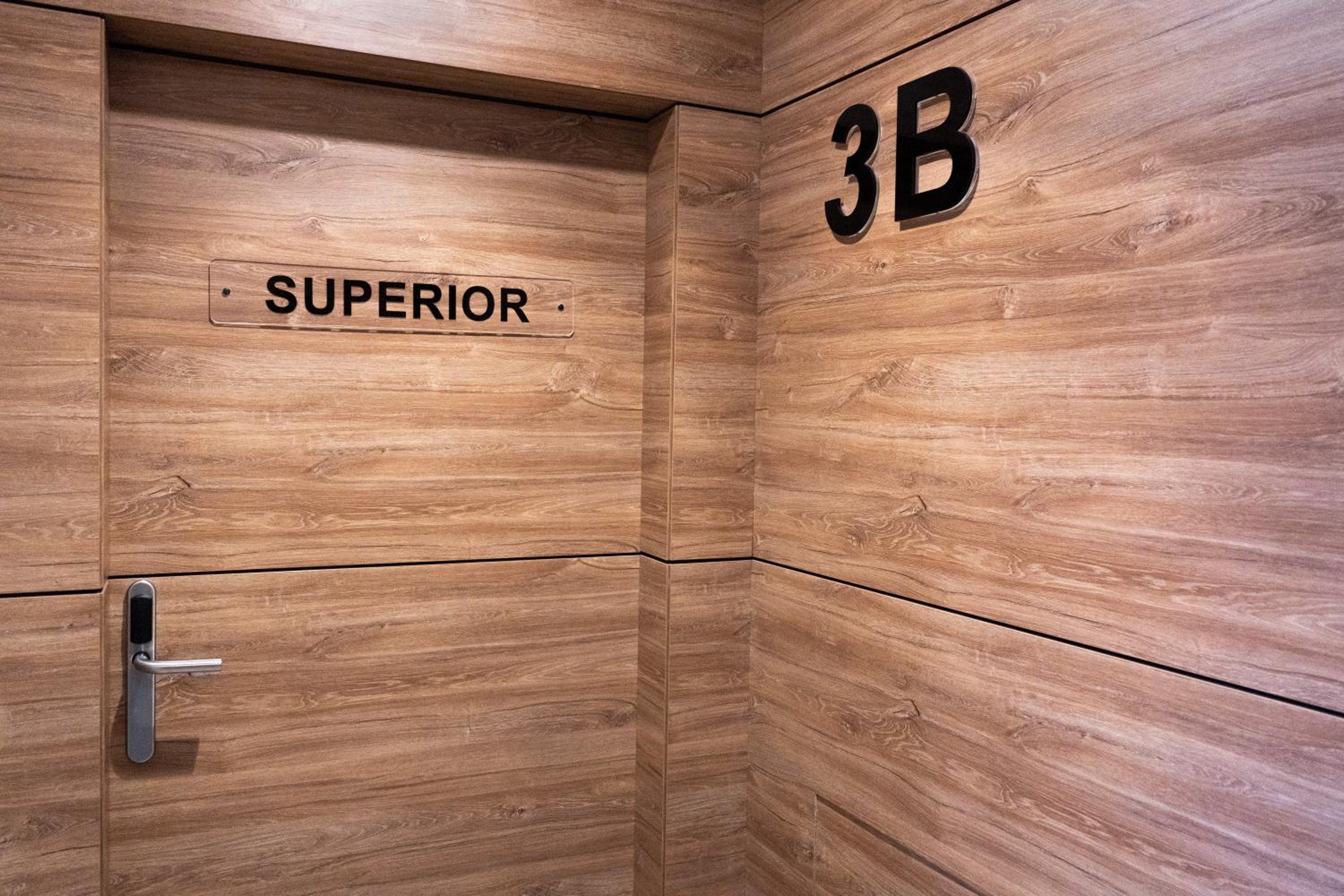 Superior Apartment