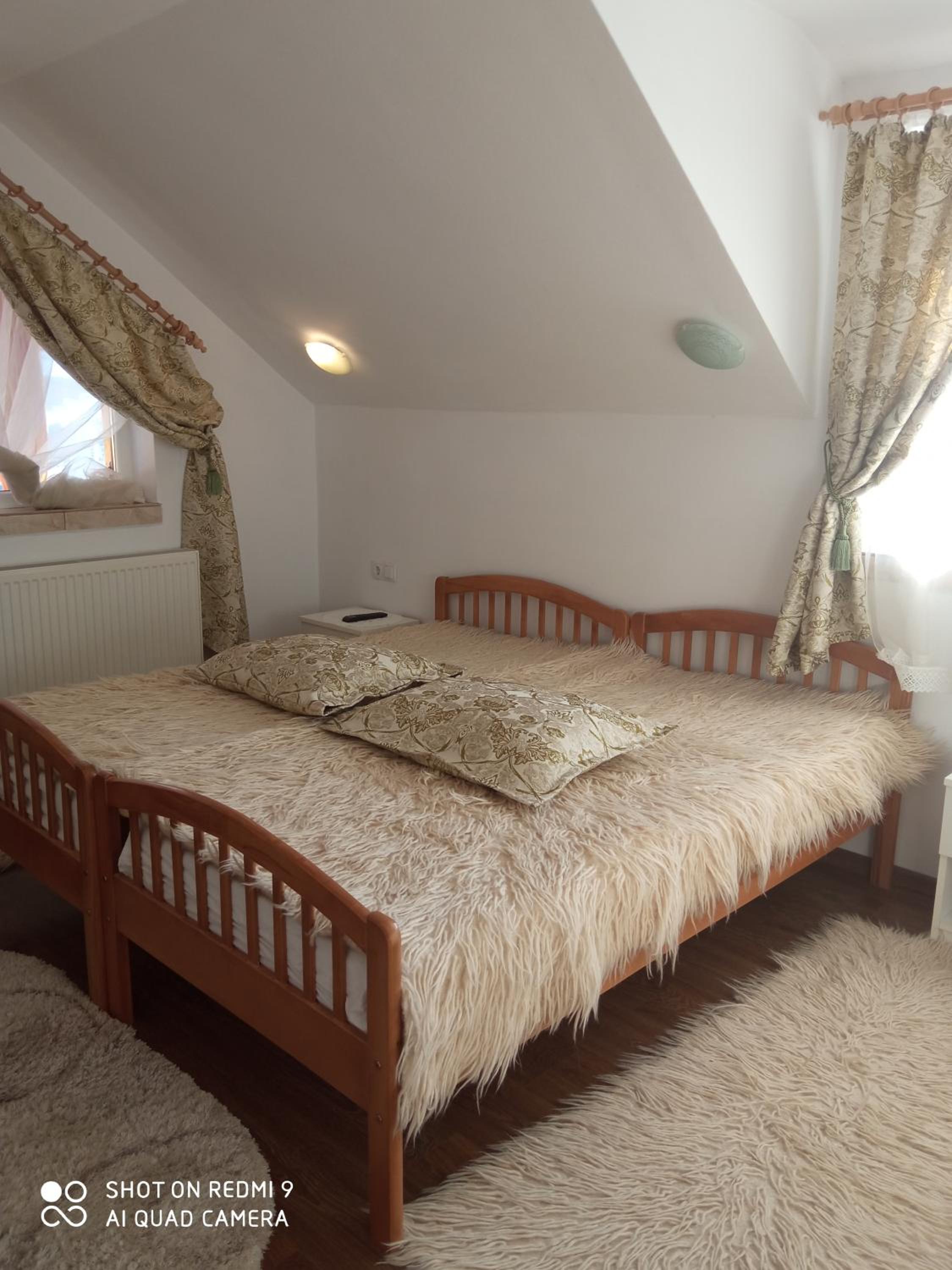 Double Room - Photo 5