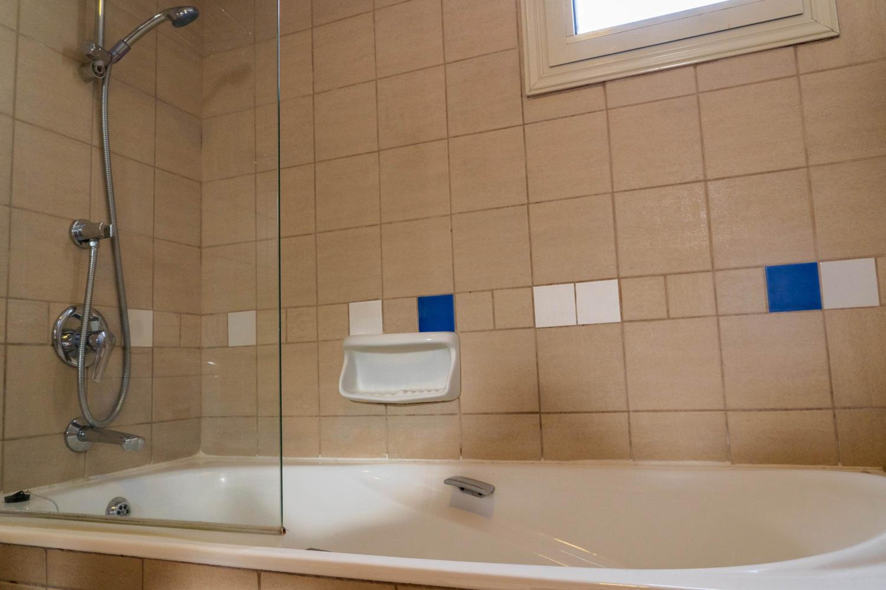 Two-Bedroom Apartment - Photo 6