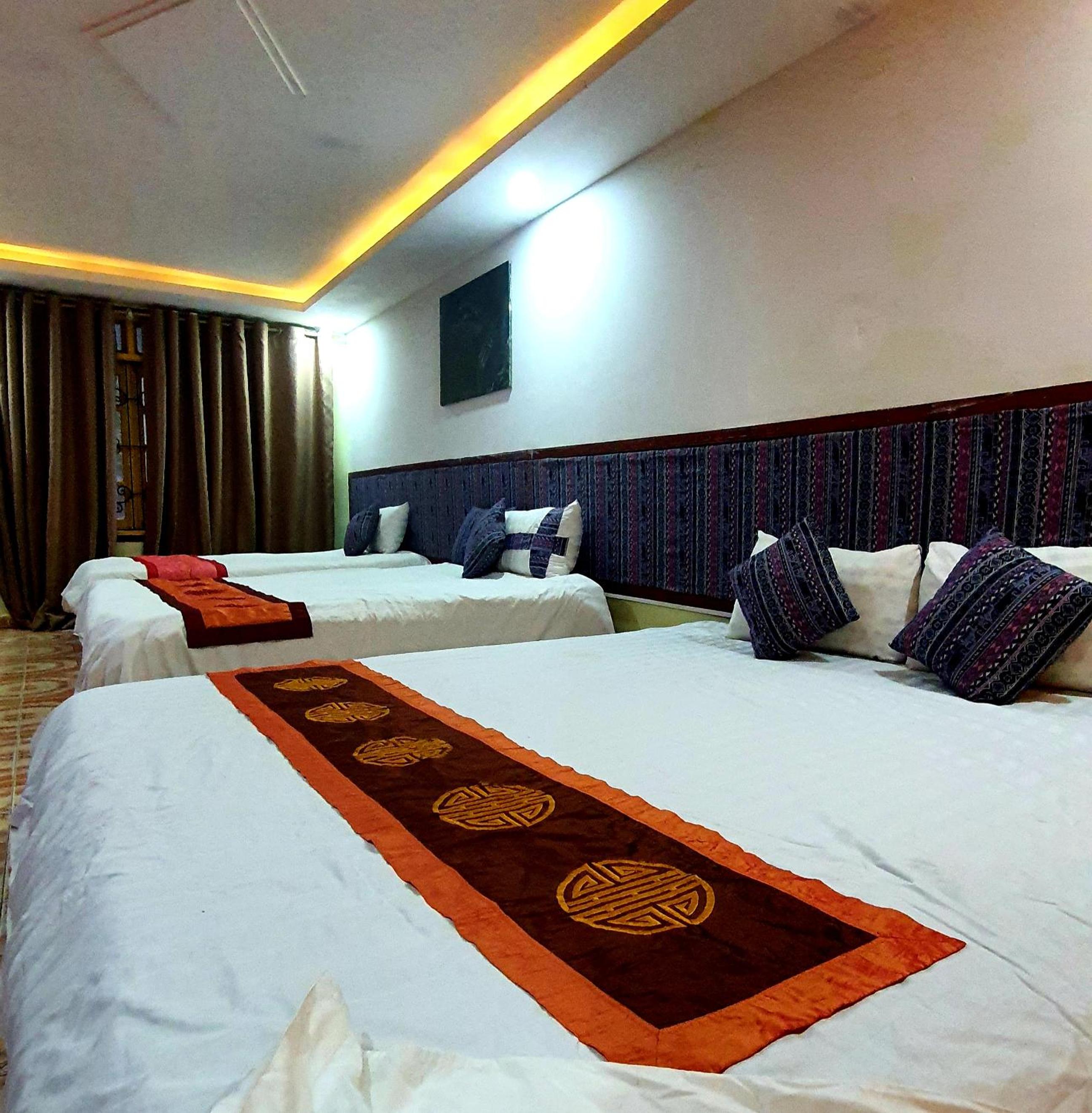 Triple Room with Balcony