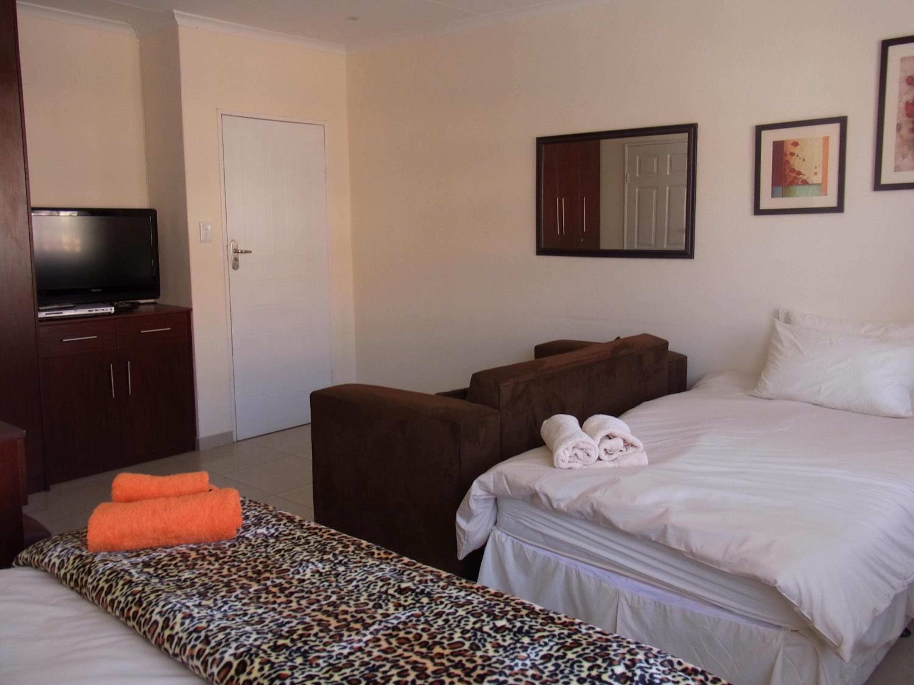 Luxury Triple Room photo 2