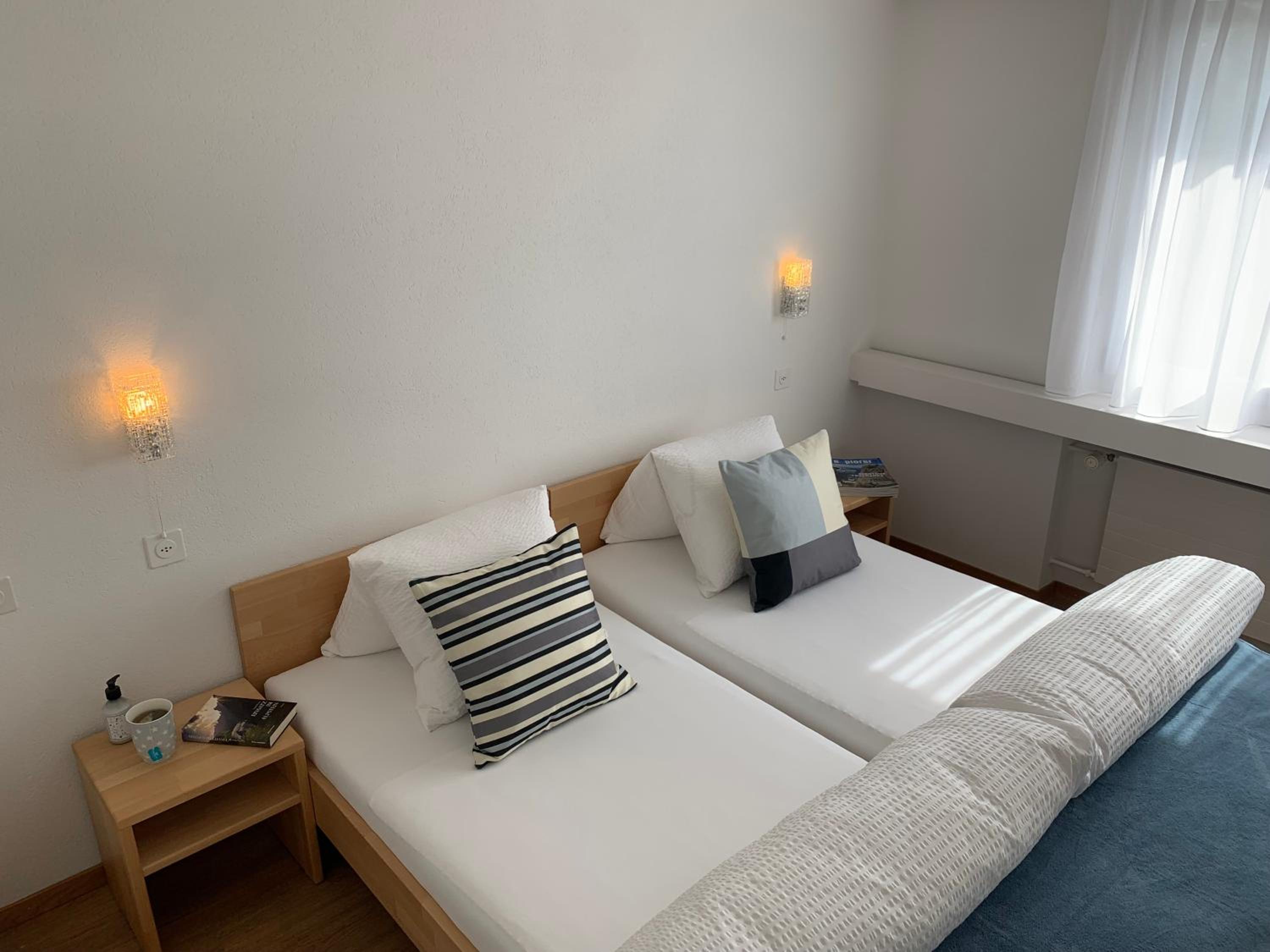 Standard Double Room - Photo 4