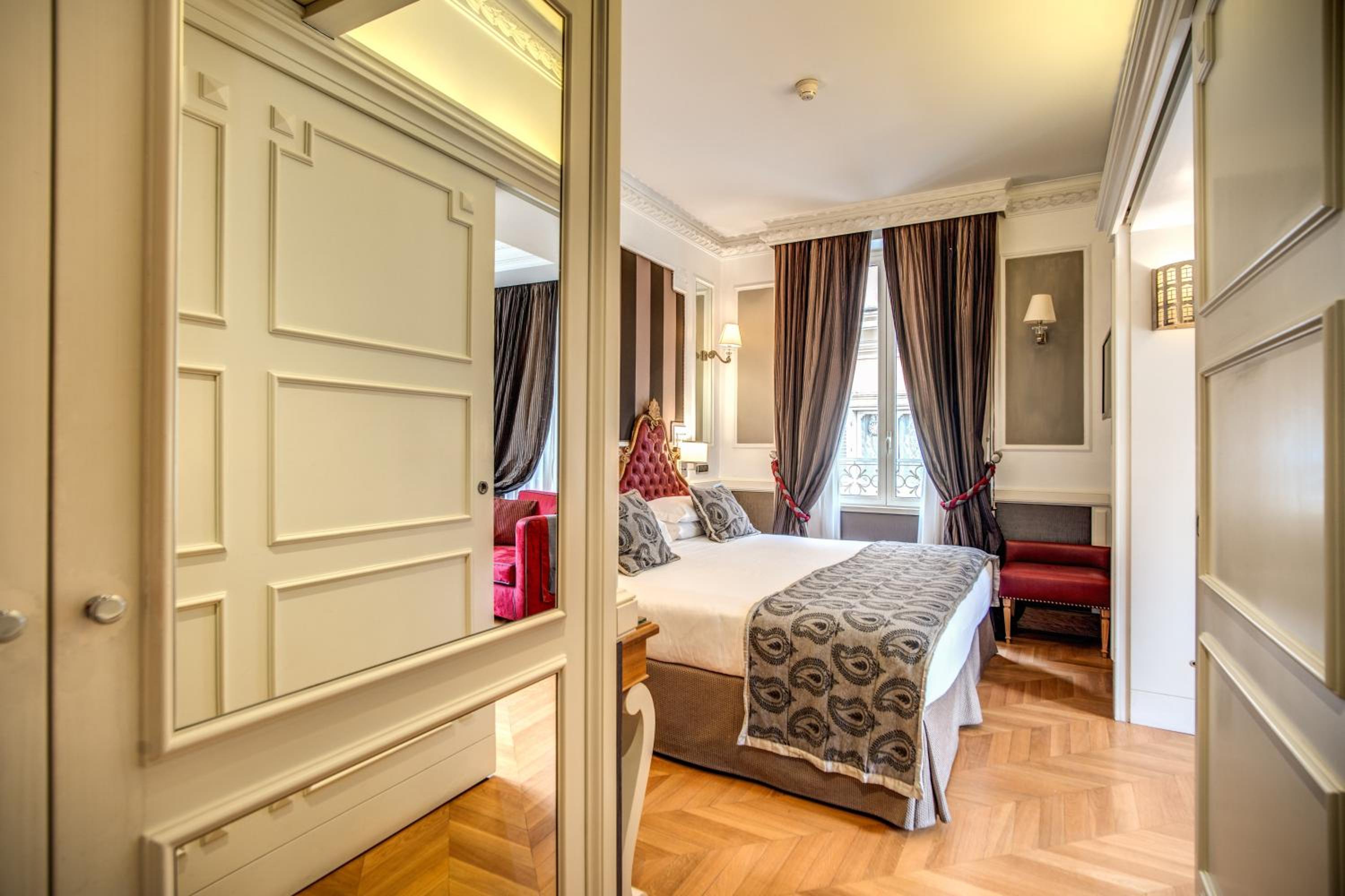 Junior Suite with Terrace photo 2