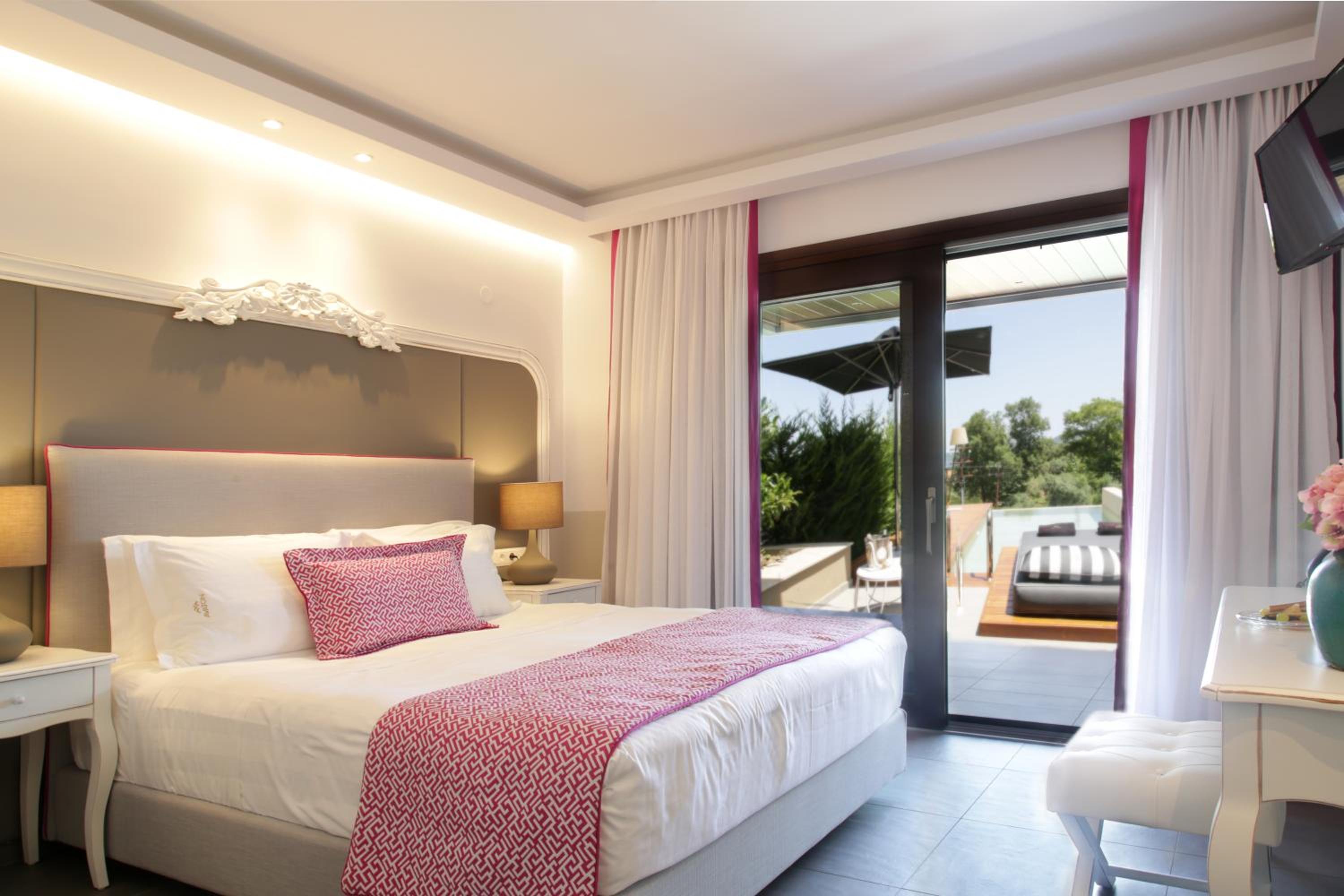 Deluxe Room With Private Pool