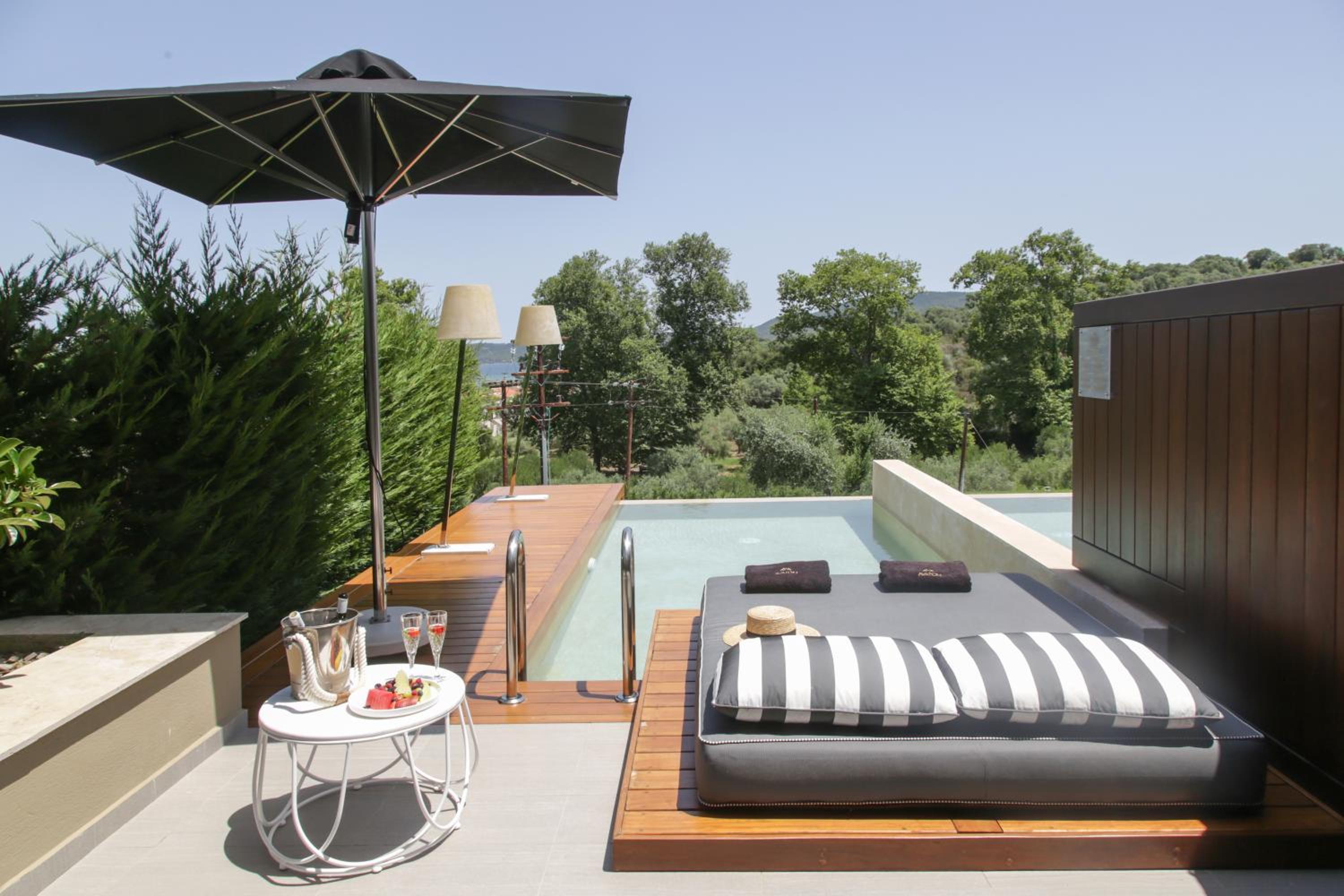 Deluxe Room With Private Pool photo 3