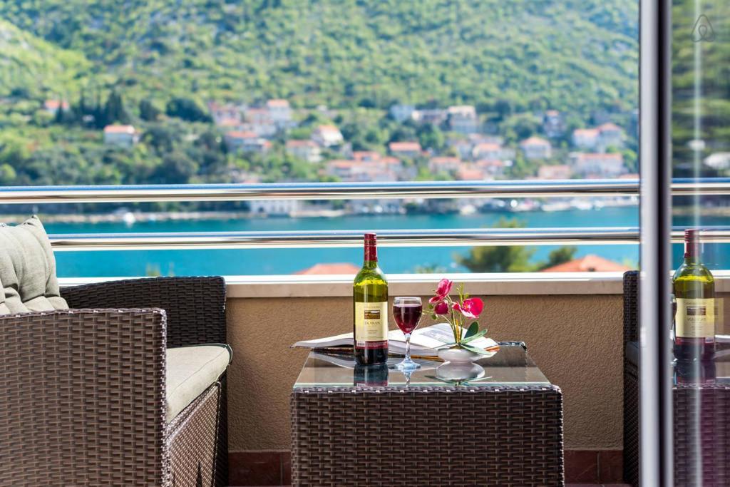Apartment with Sea View photo 3