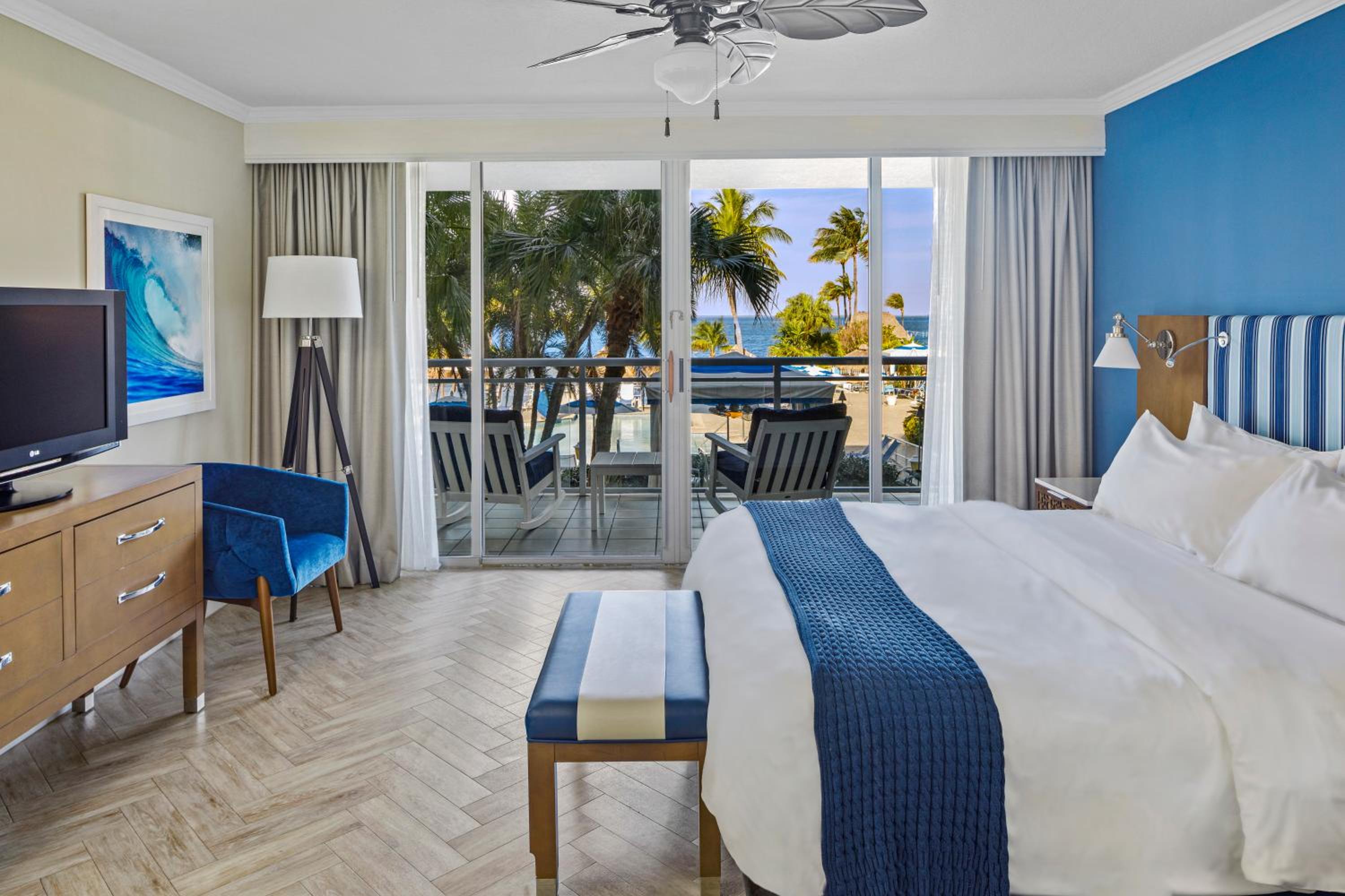 Two Bedroom Suite (Non Smoking) (Accessible) photo 3