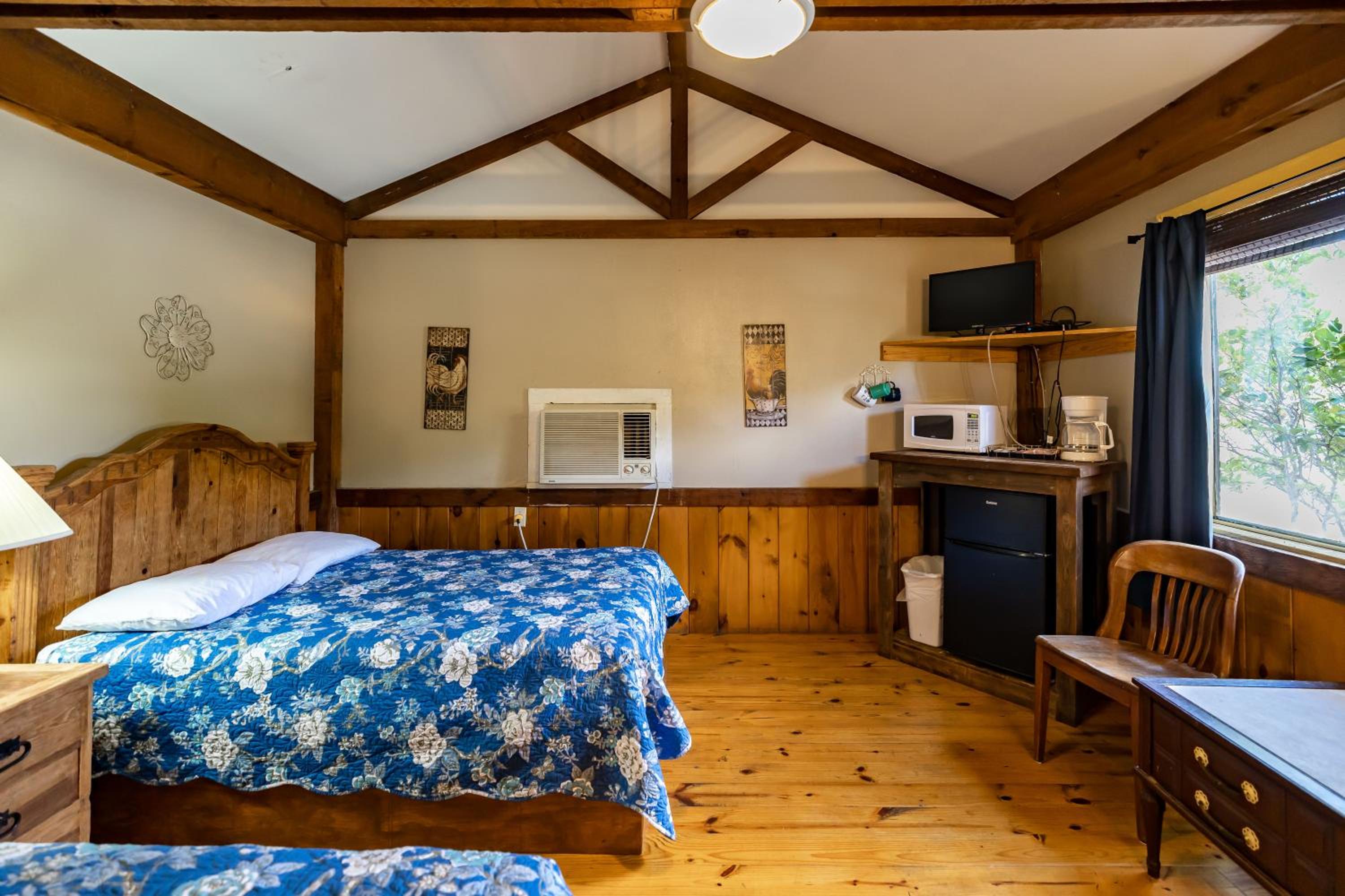 Quadruple Room - Photo 4