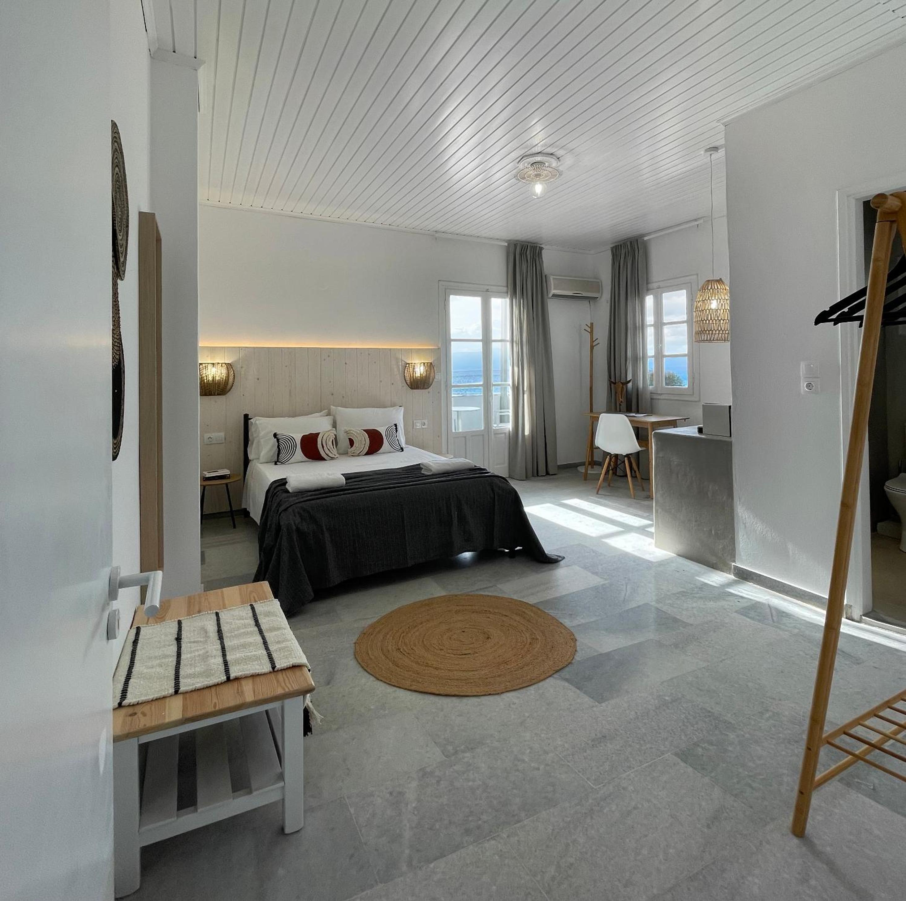 Double Room with Sea View photo 1