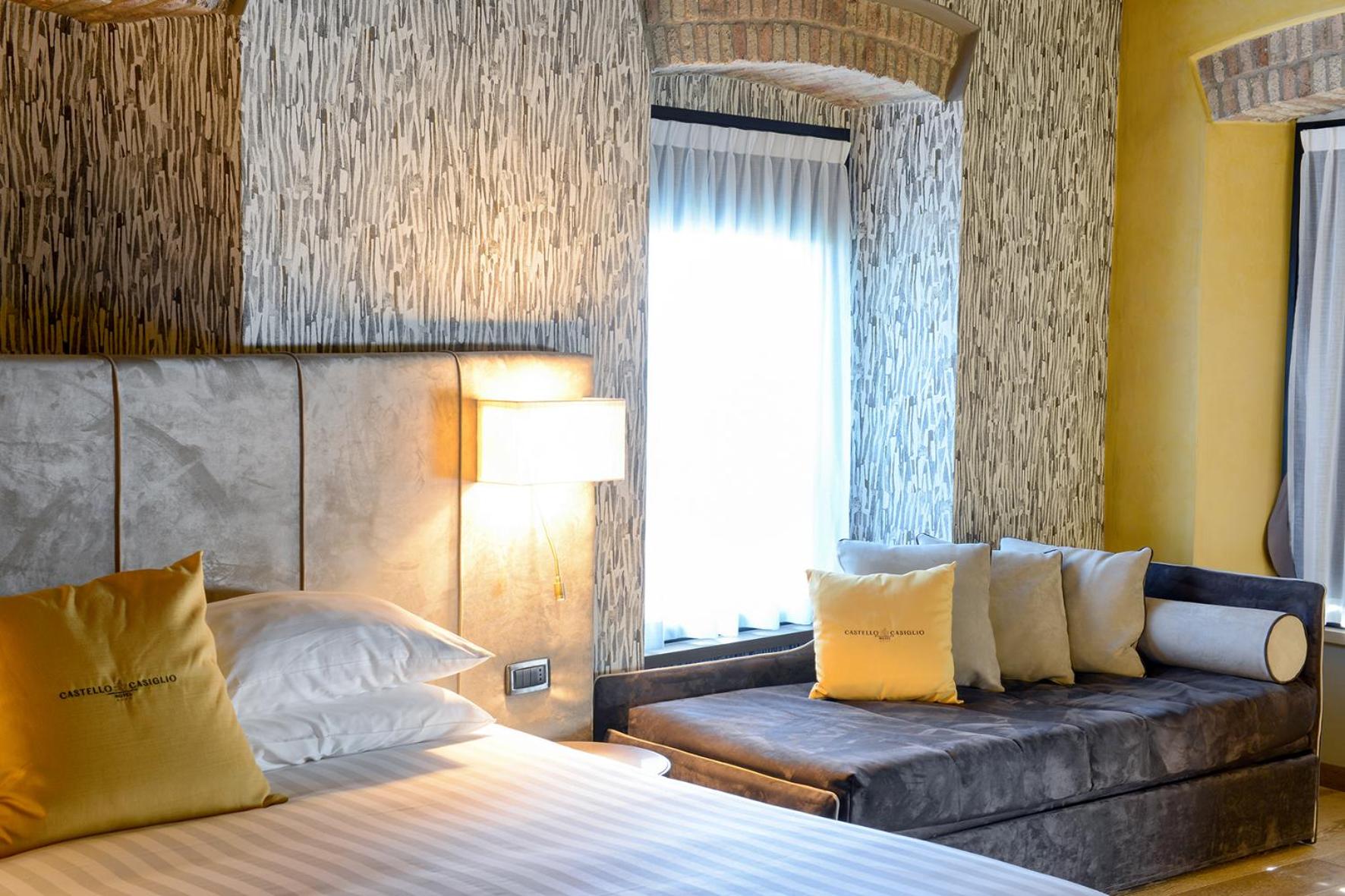 Deluxe Suite photo 2