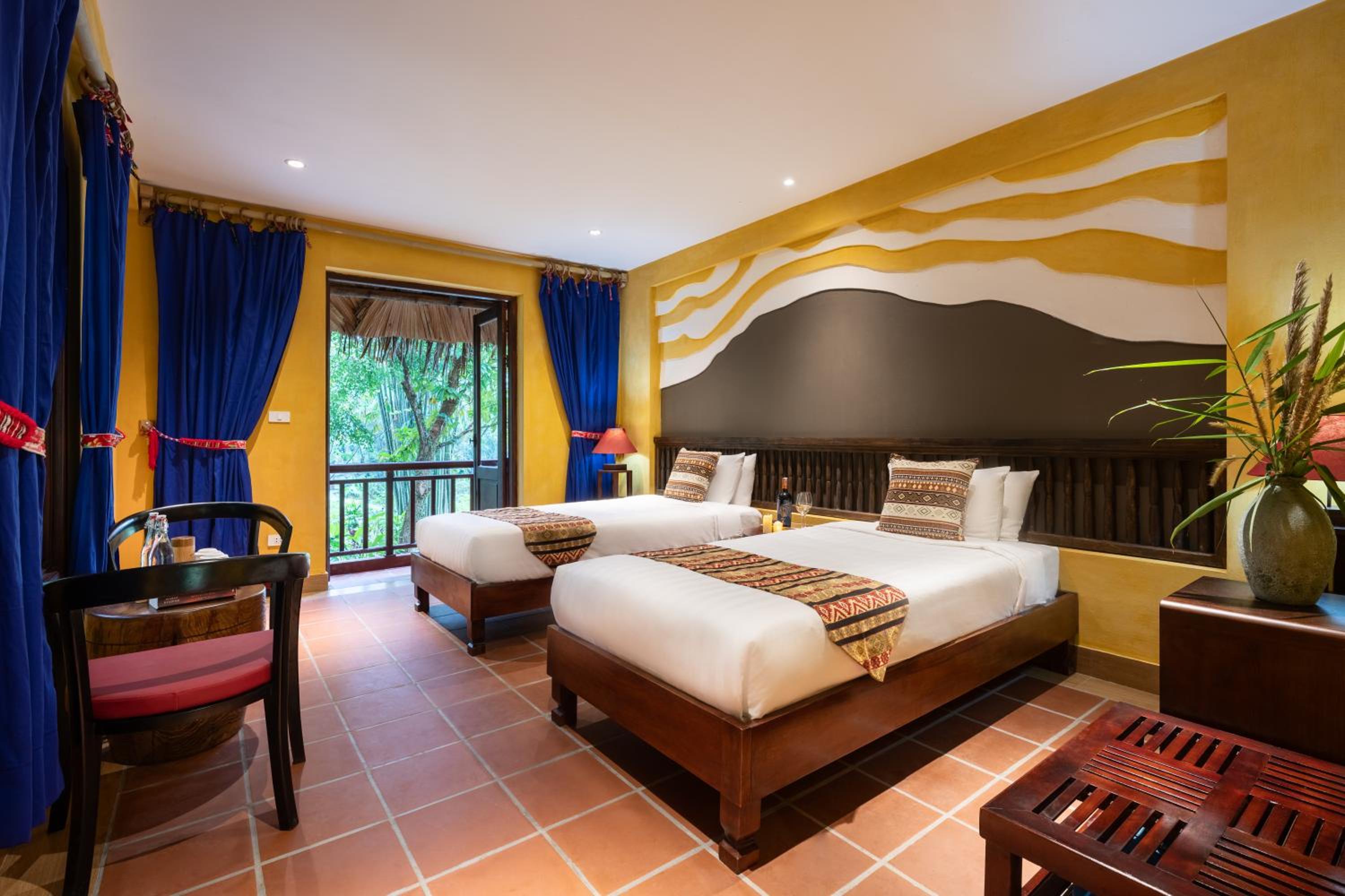 Deluxe Double or Twin Room with Balcony