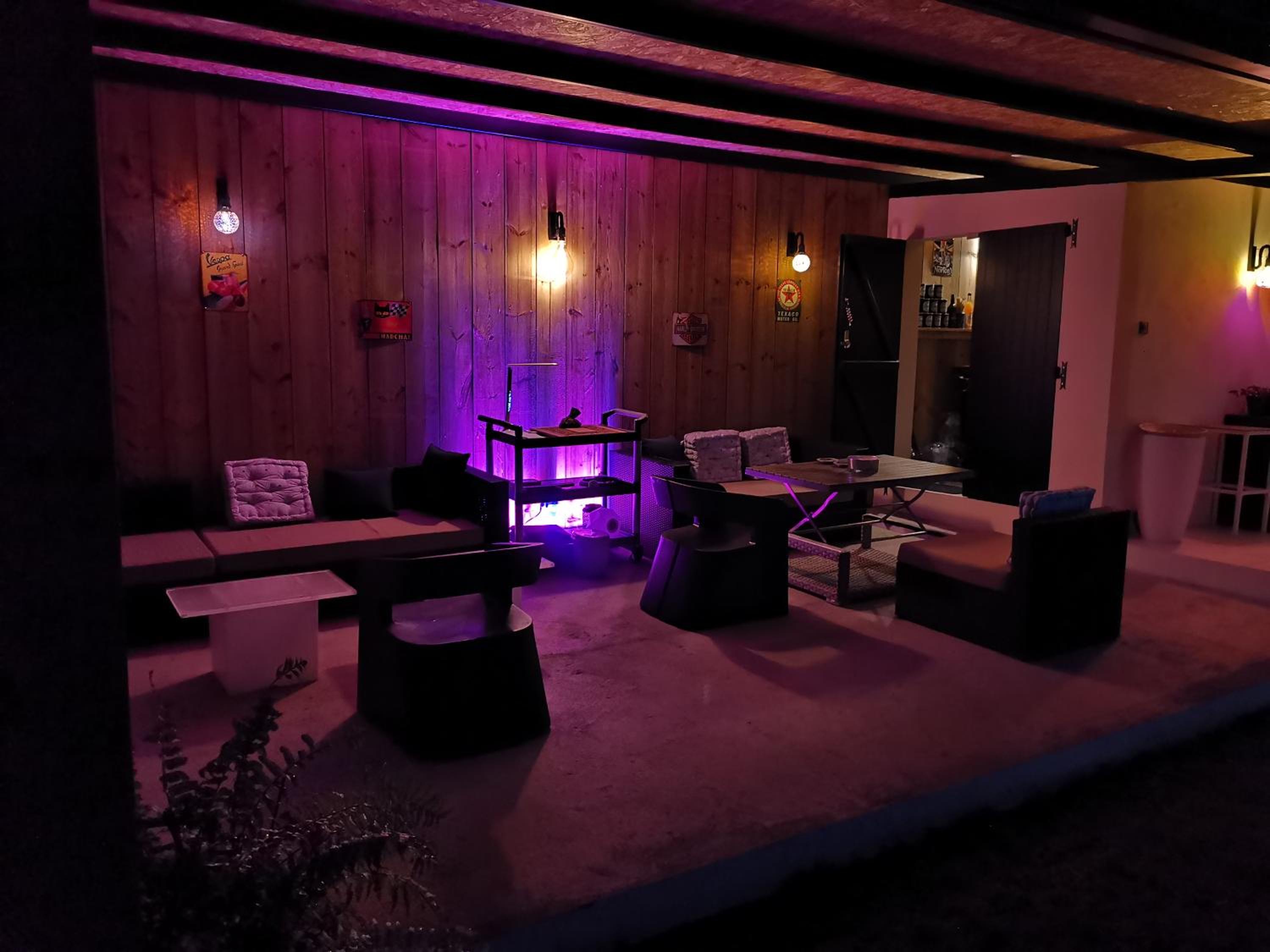 Deluxe Studio - Photo 6
