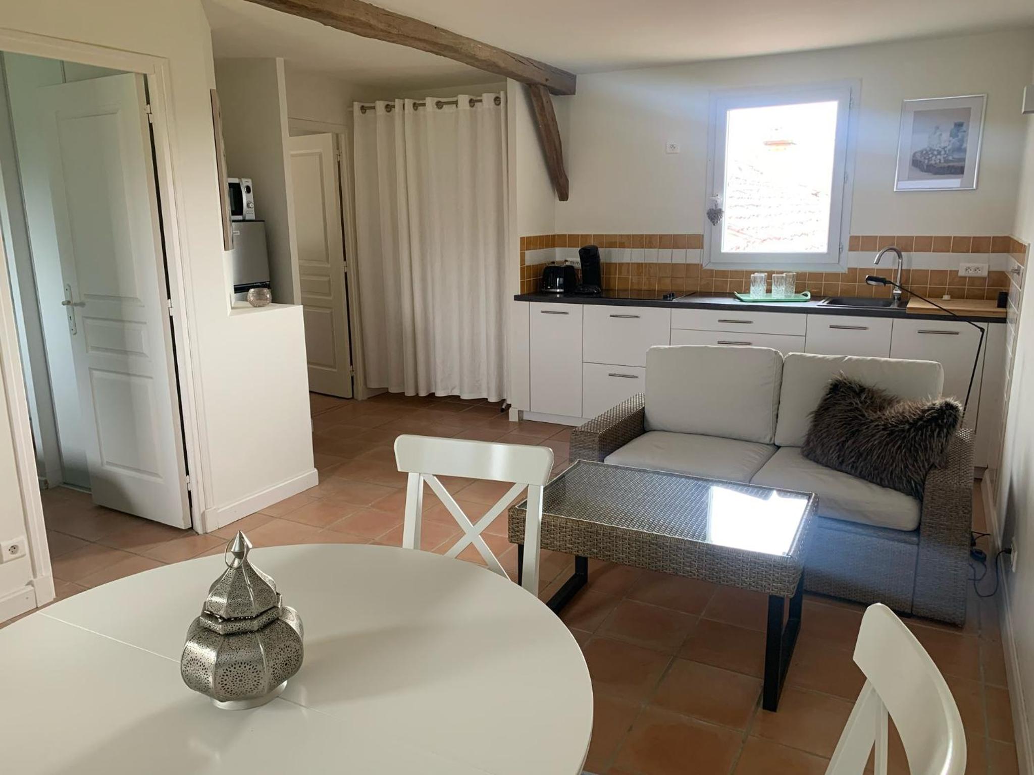 Apartment photo 1
