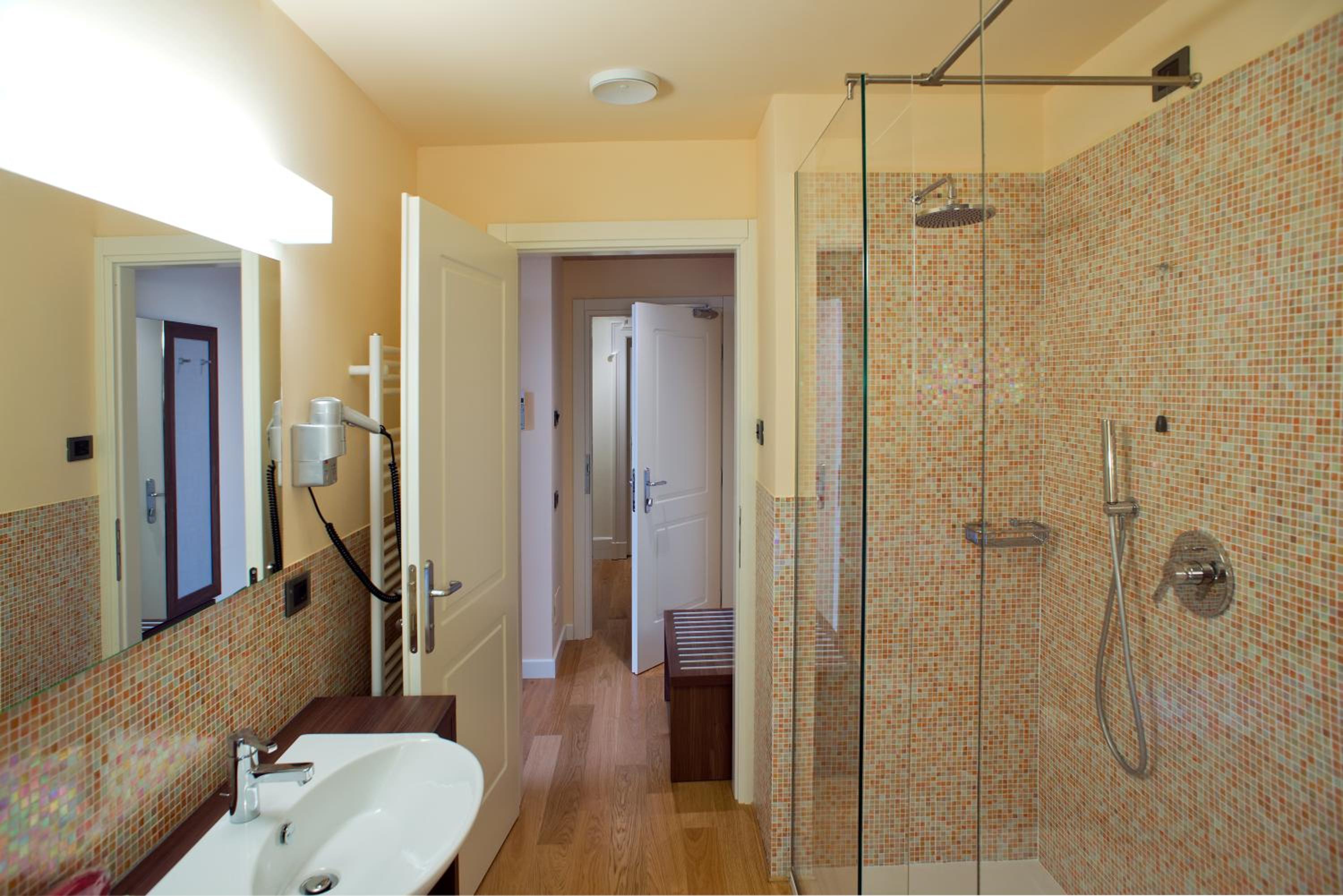 Superior Double Room - Photo 4