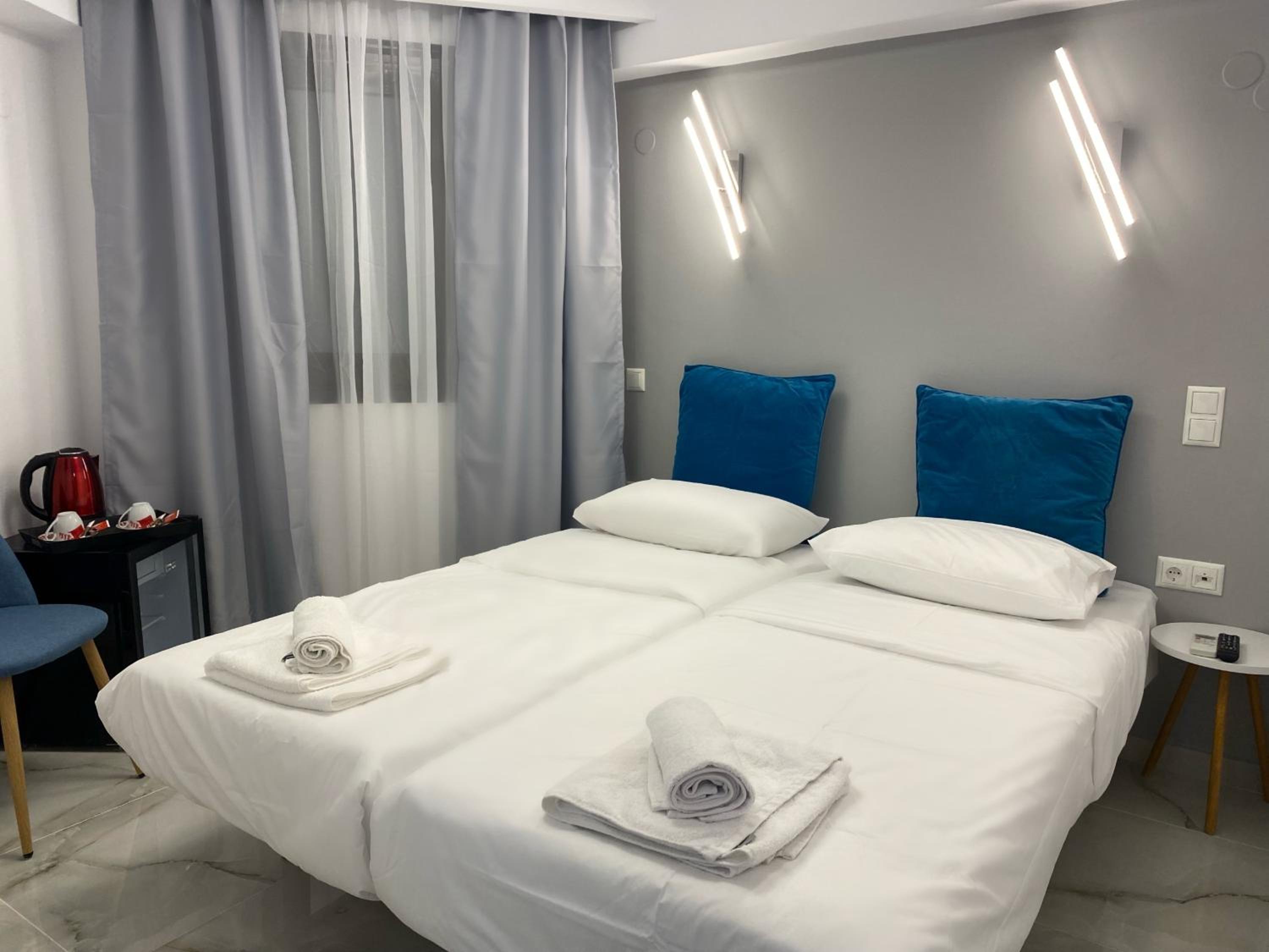 Economy Twin Room