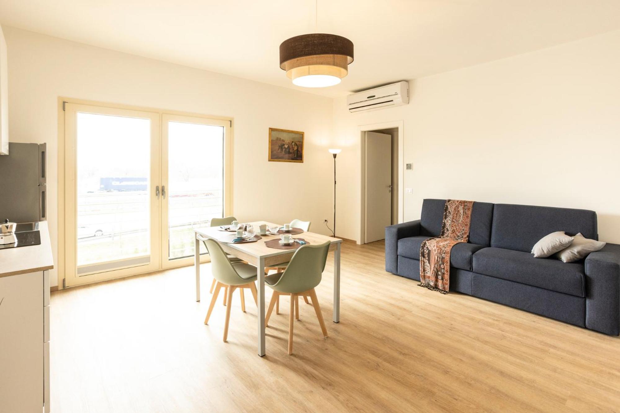 One-Bedroom Apartment