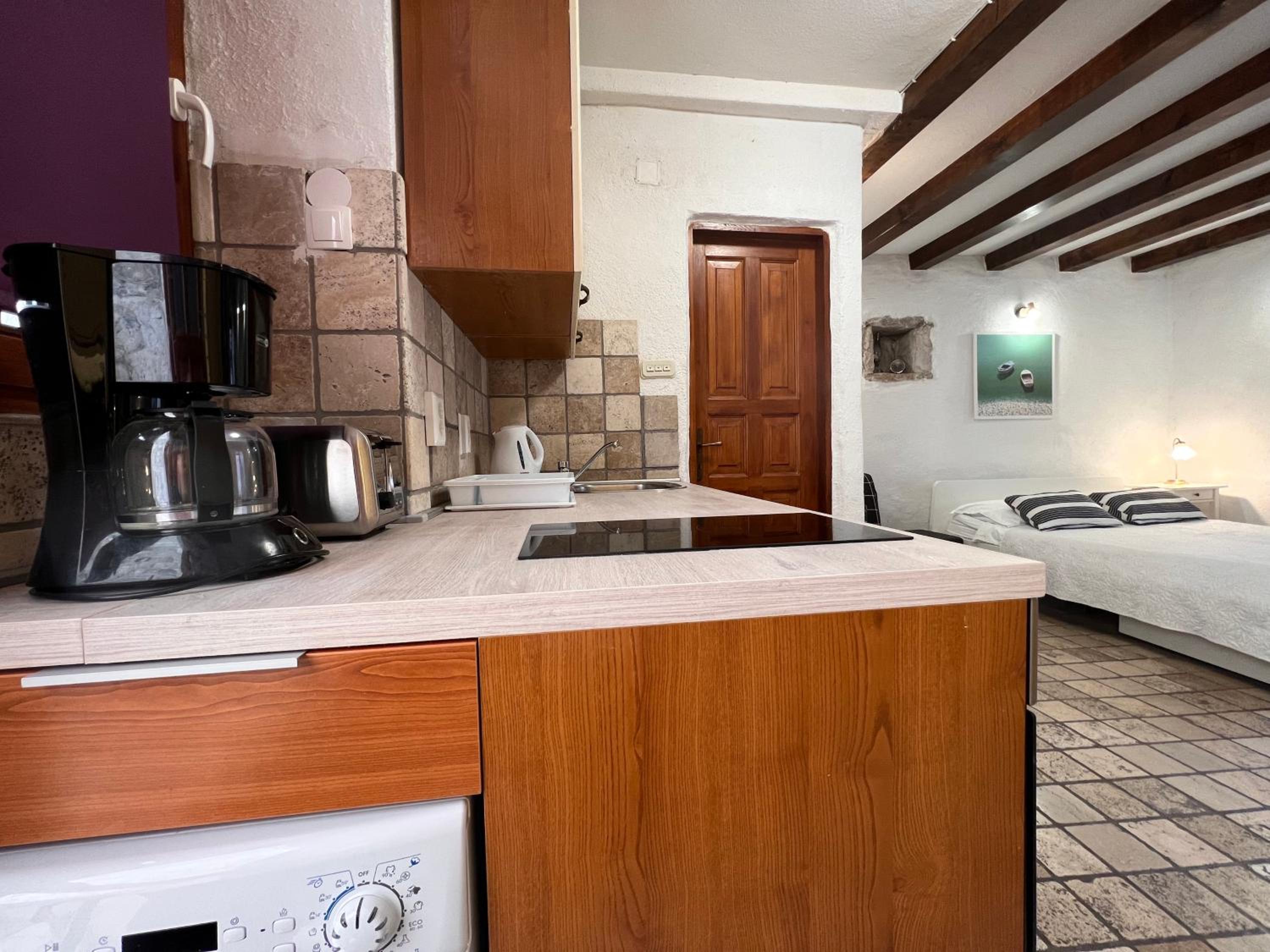 Studio with Terrace - Photo 31
