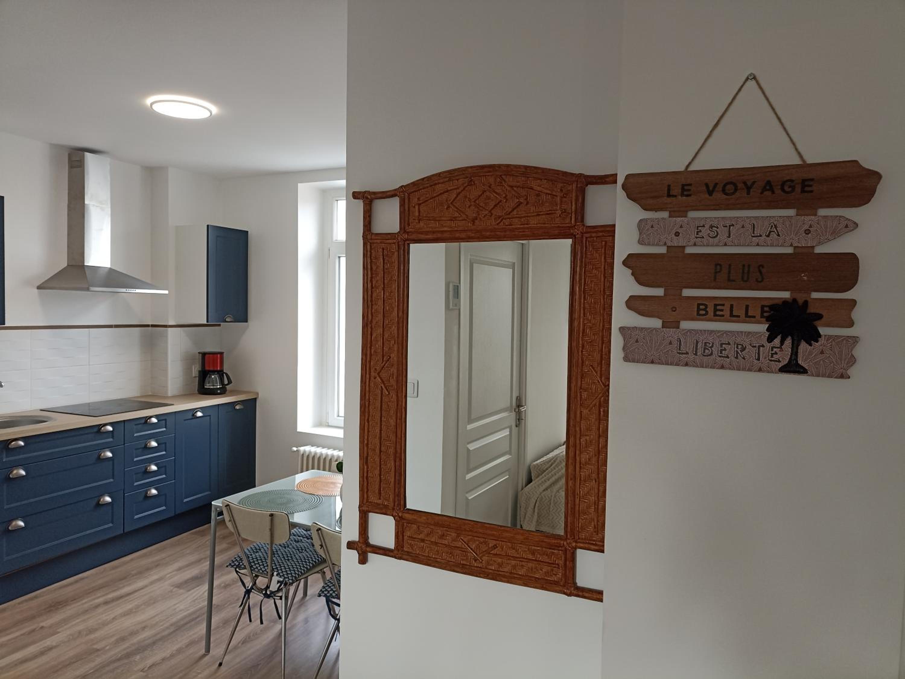 Apartment - Photo 8