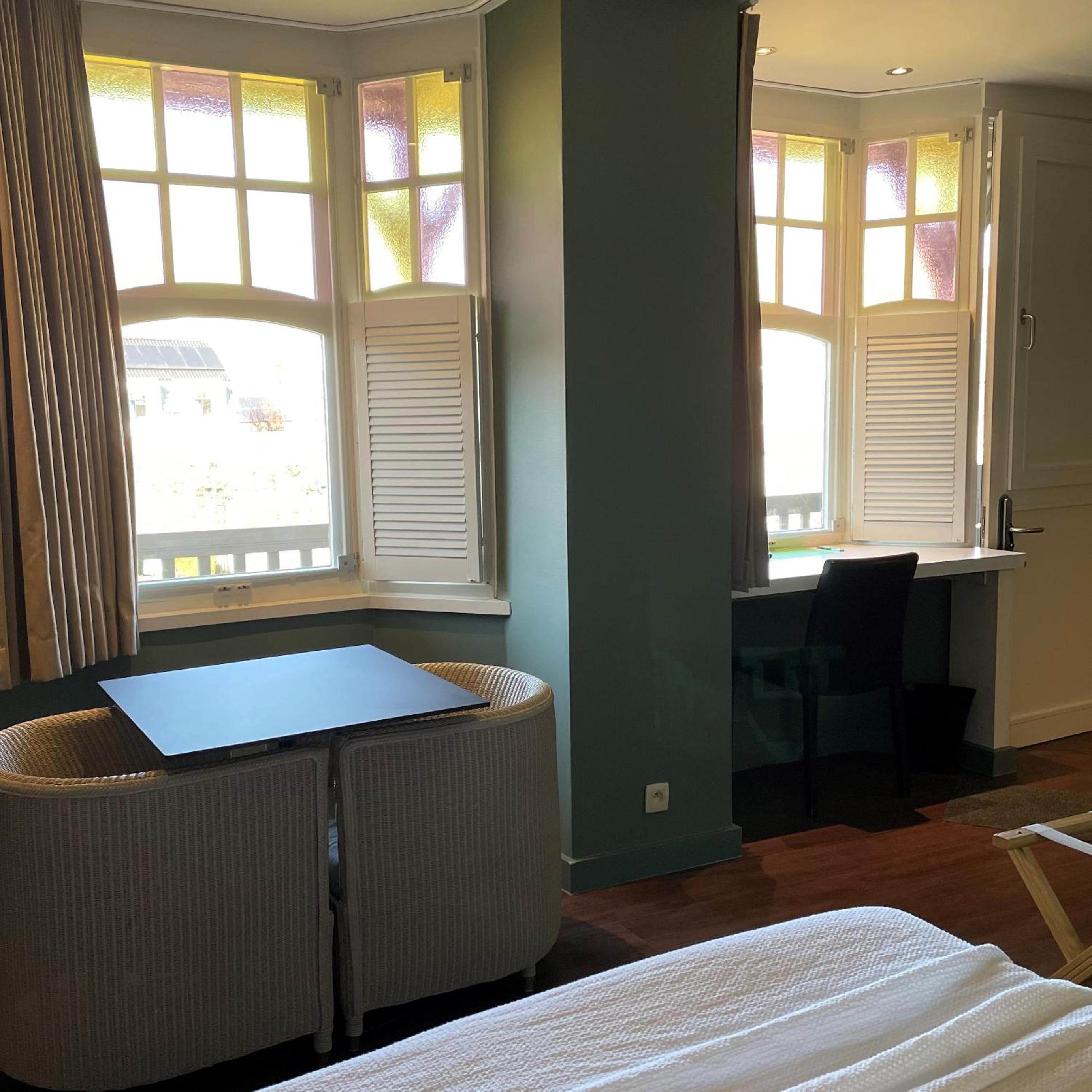 Standard Double Room with Garden View - Photo 3