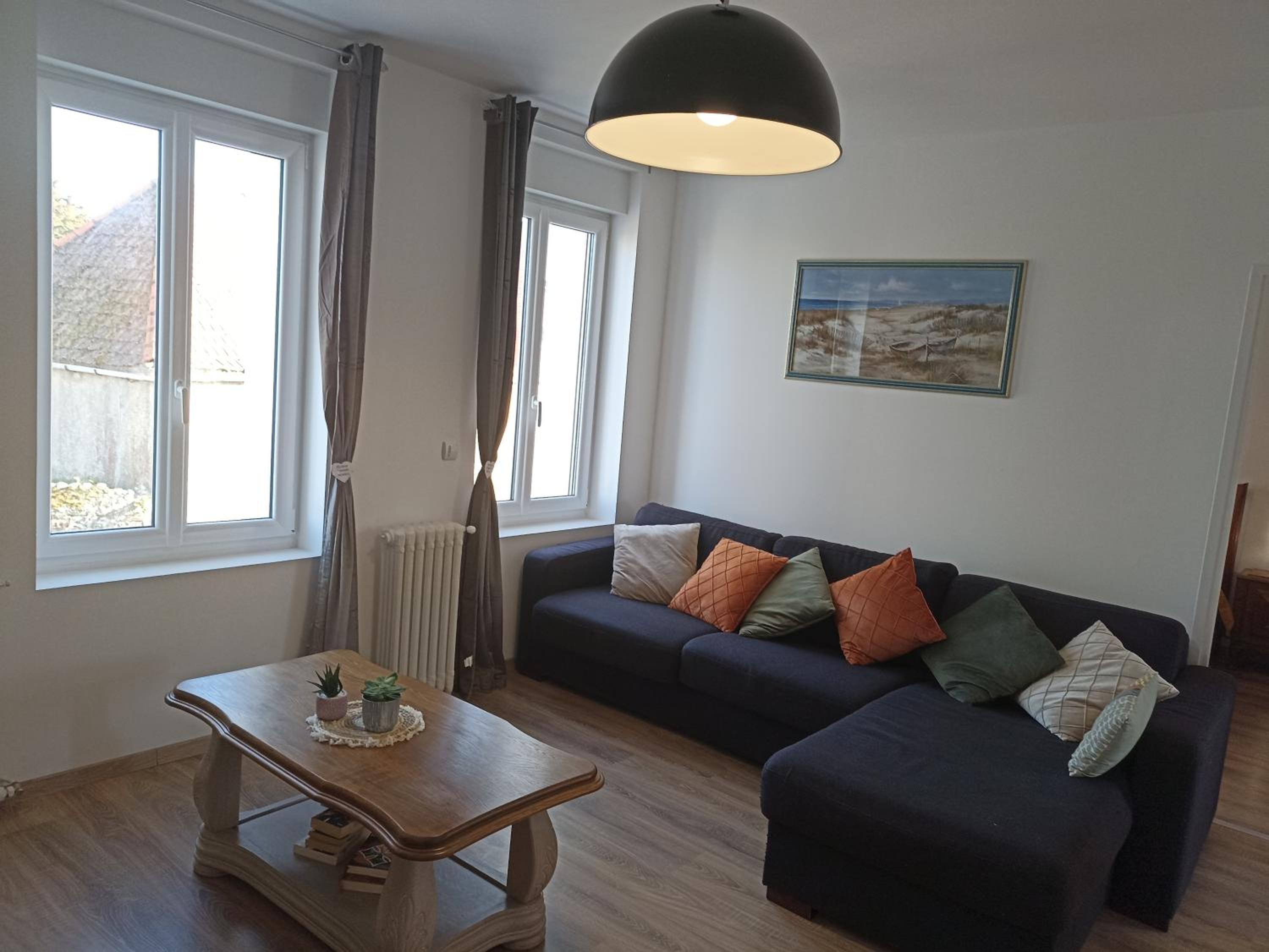 Apartment - Photo 2