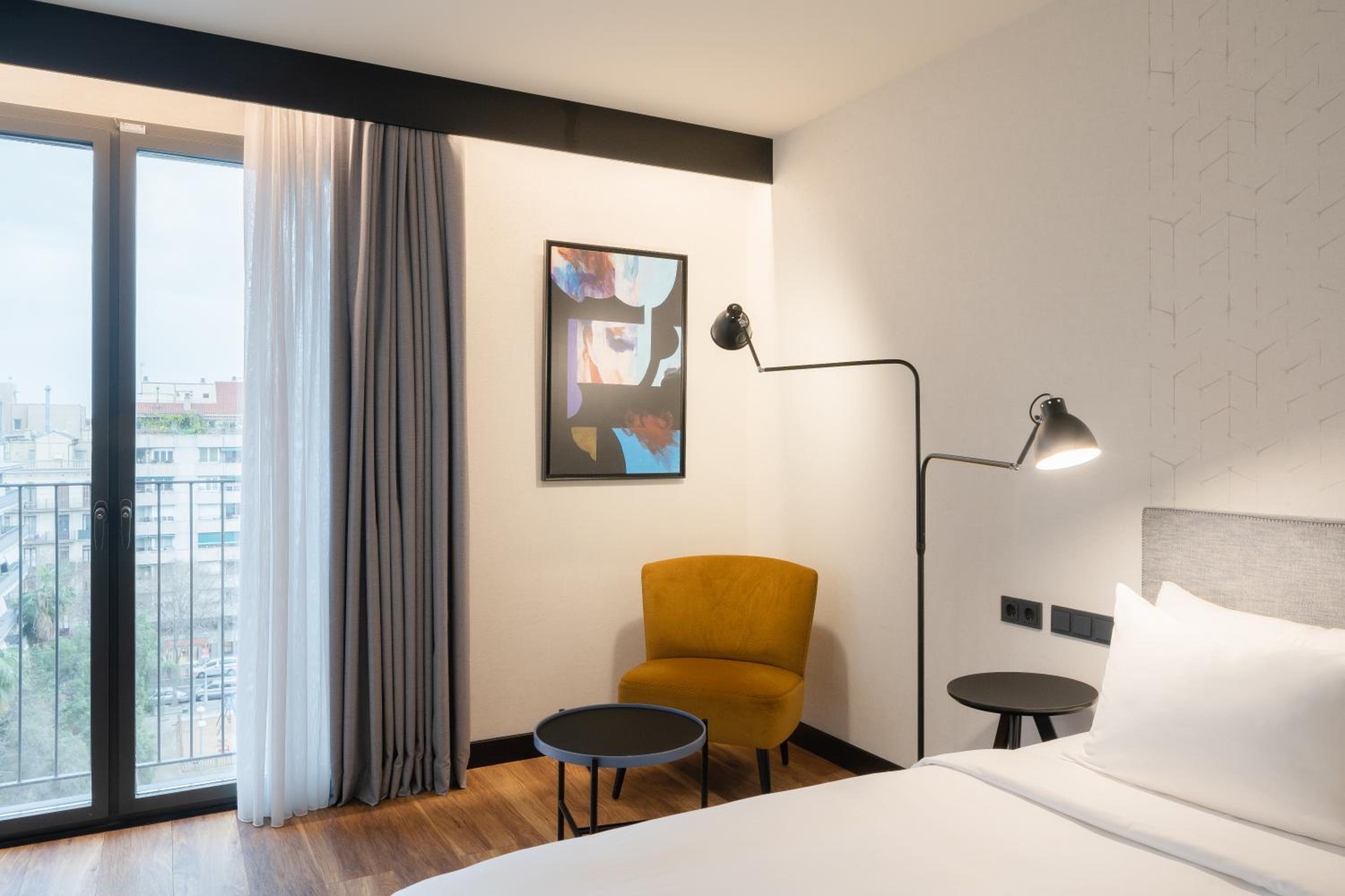 Premium Room - Photo 7