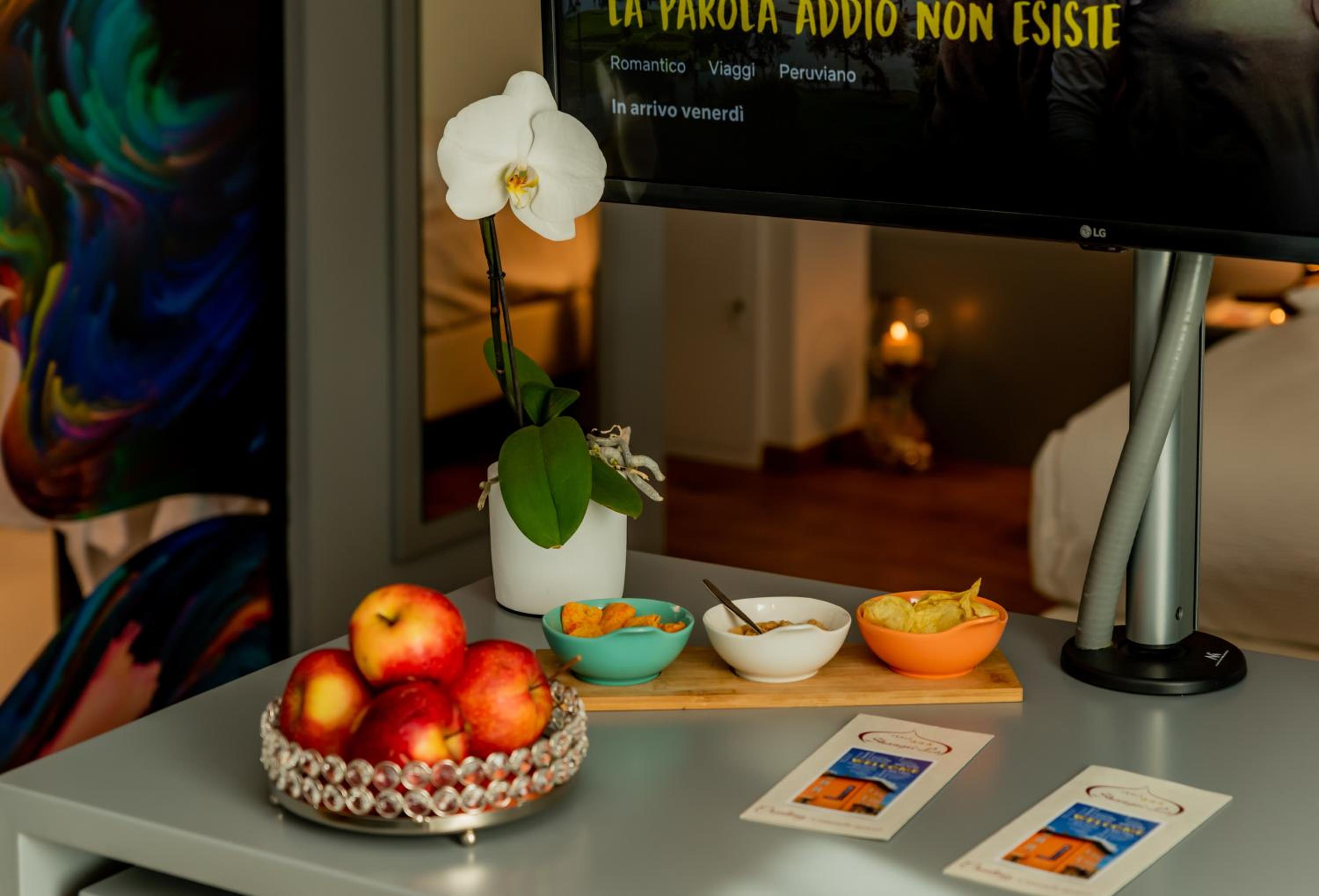 Deluxe Junior Suite - Photo 10