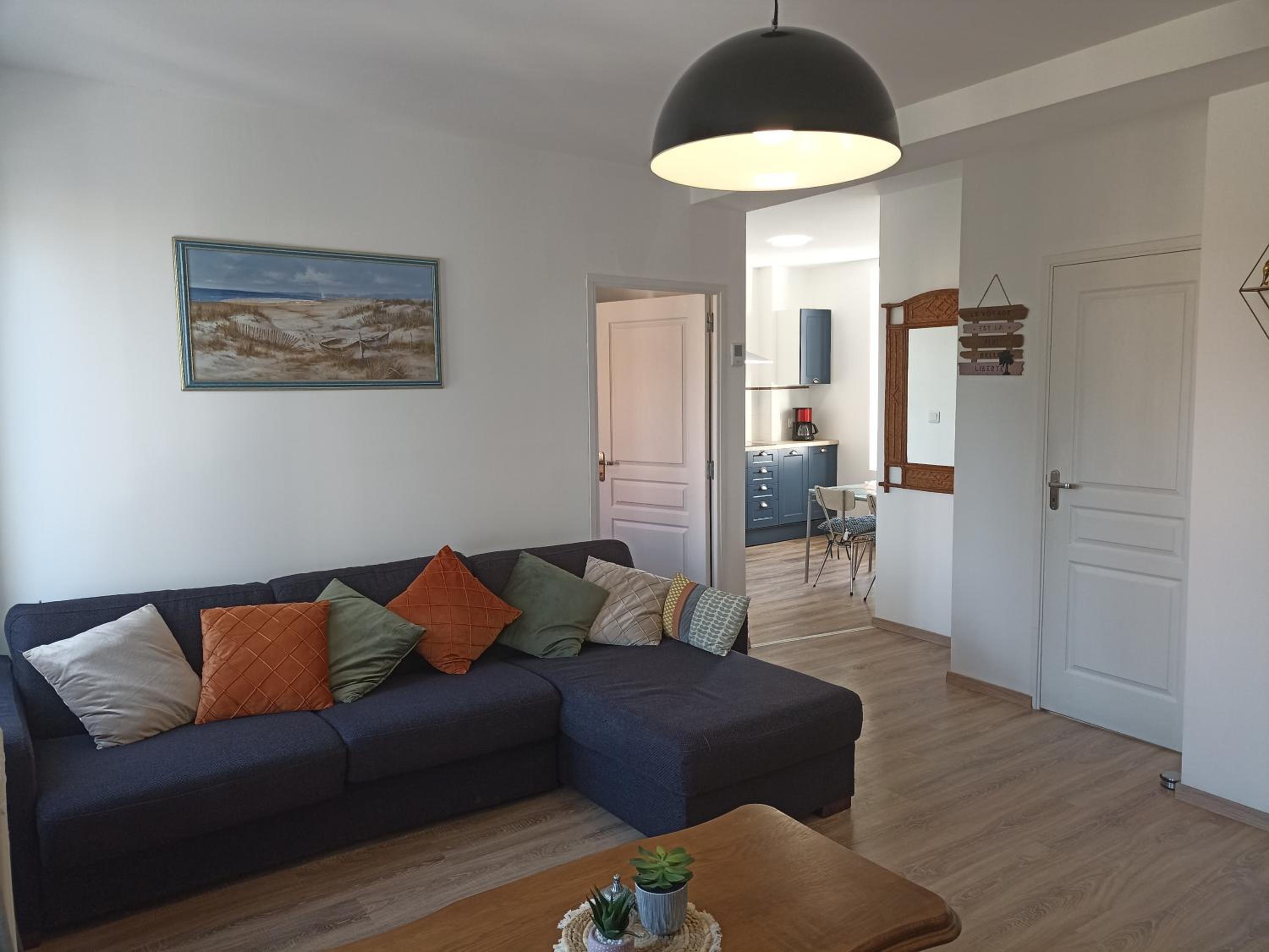 Apartment - Photo 1