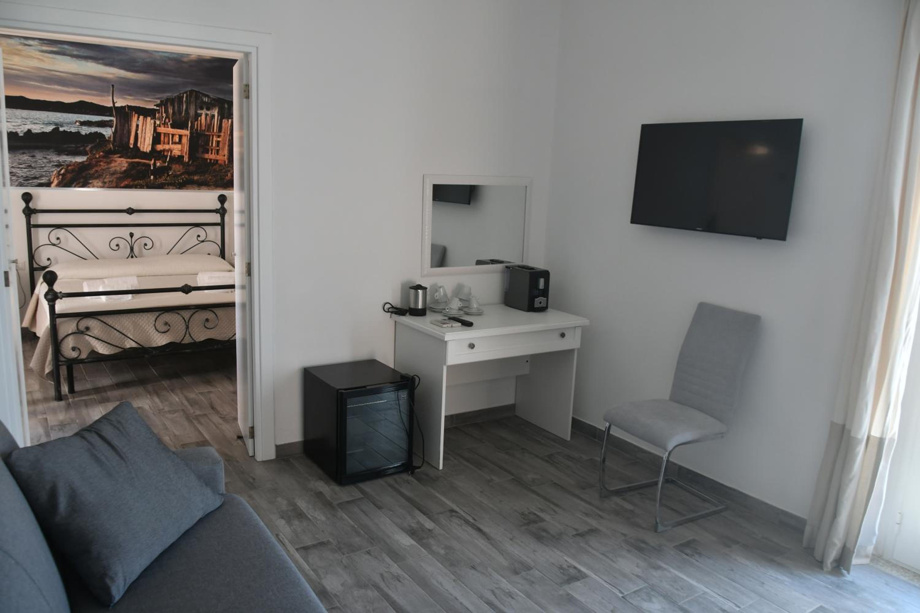 Suite with Terrace photo 2