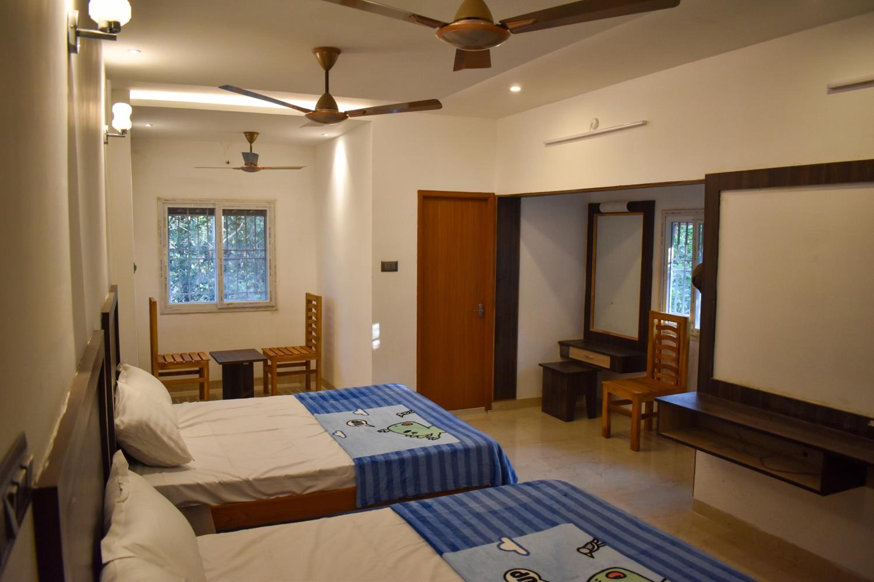 Family Room with Balcony - Photo 21
