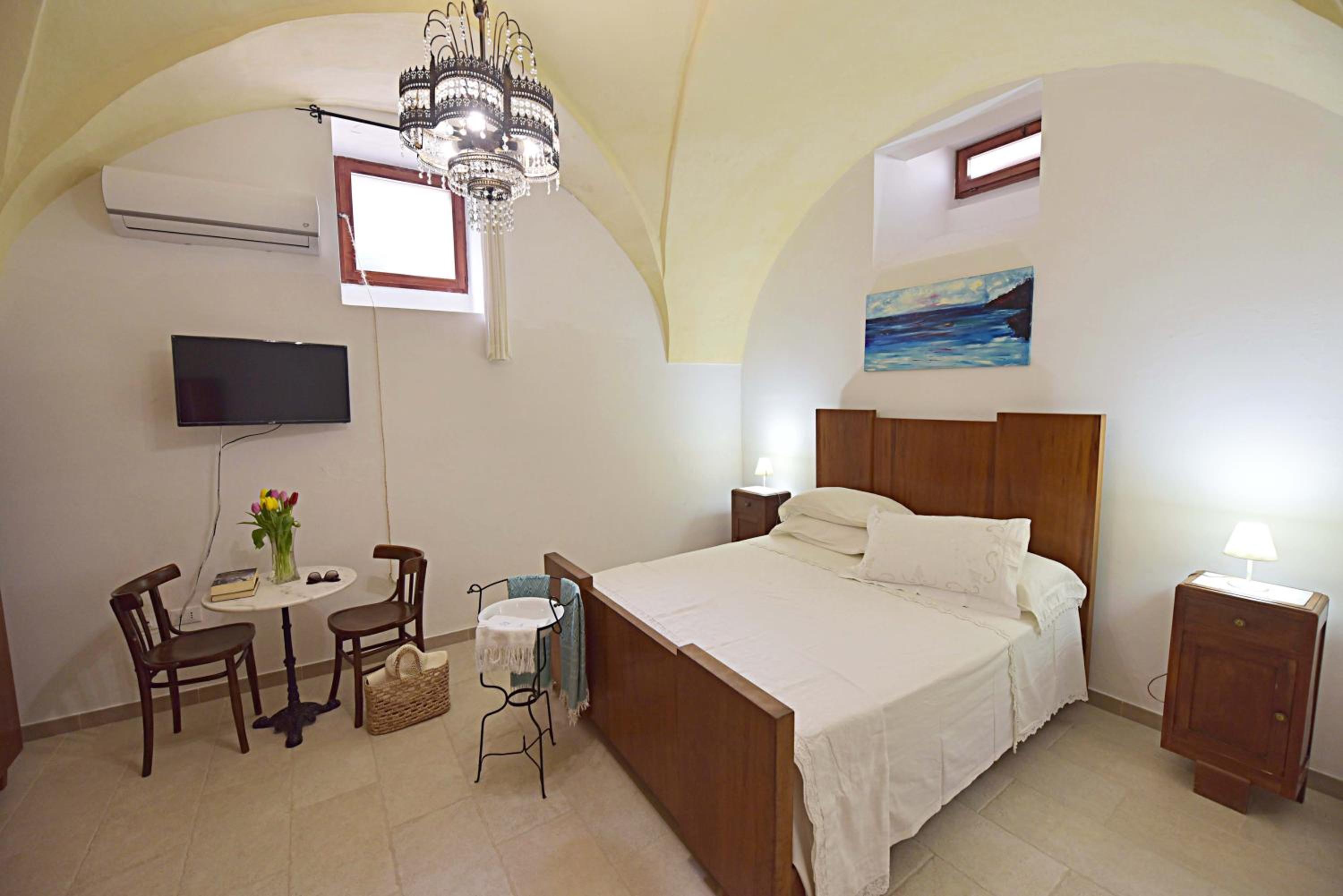 Double Room with Private Bathroom photo 1