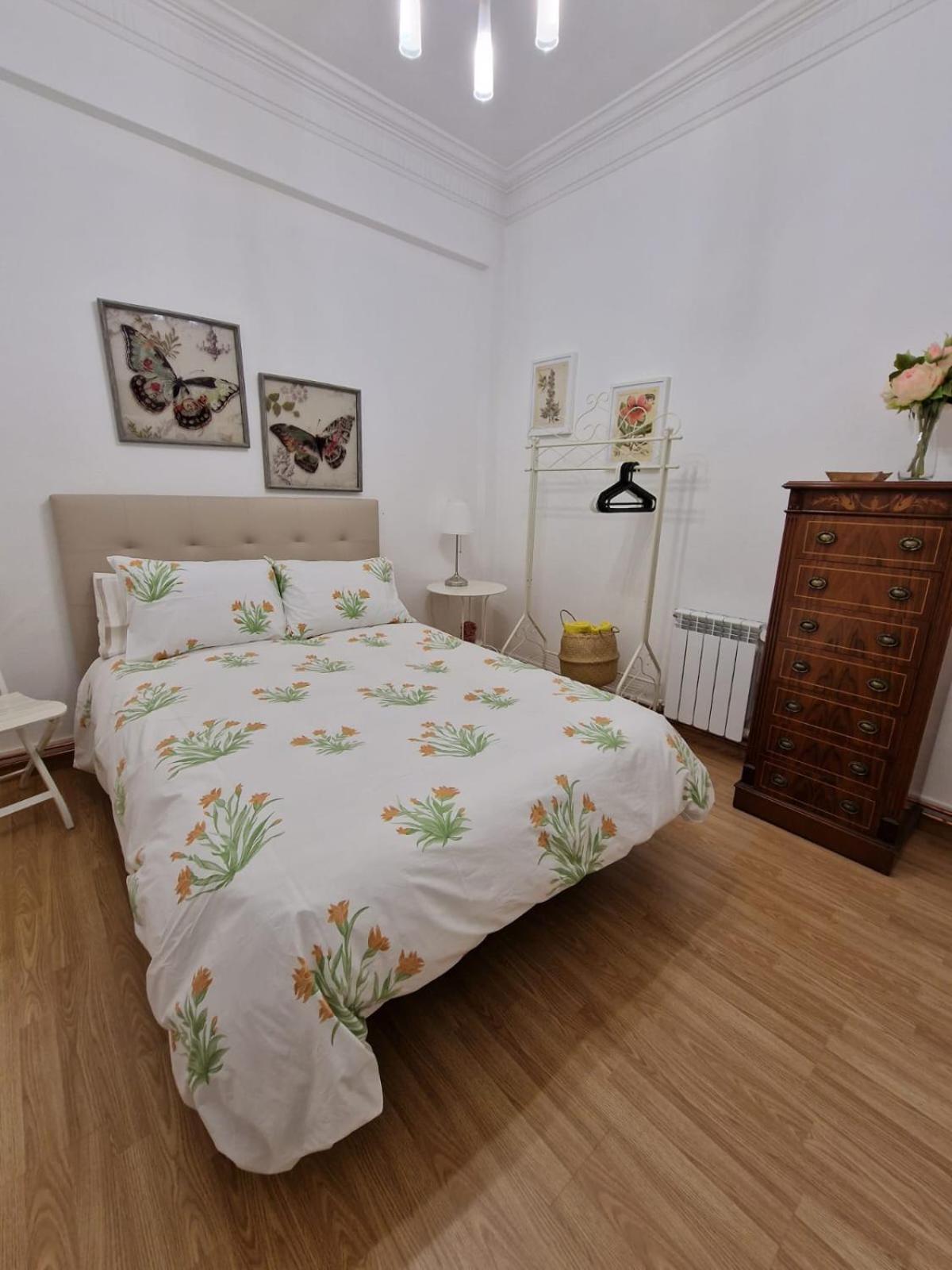 Apartment - Photo 3