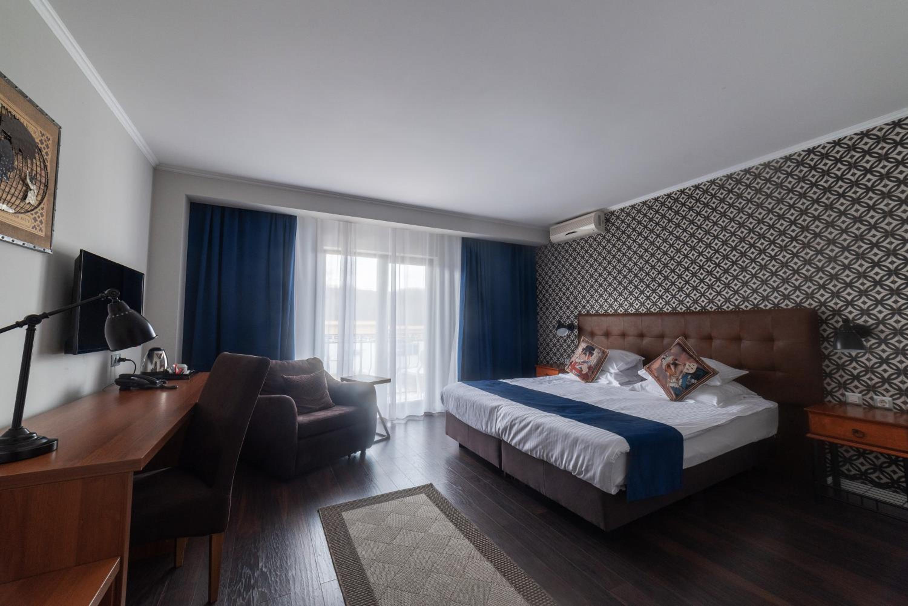 Deluxe Double or Twin Room with Garden View - Photo 22