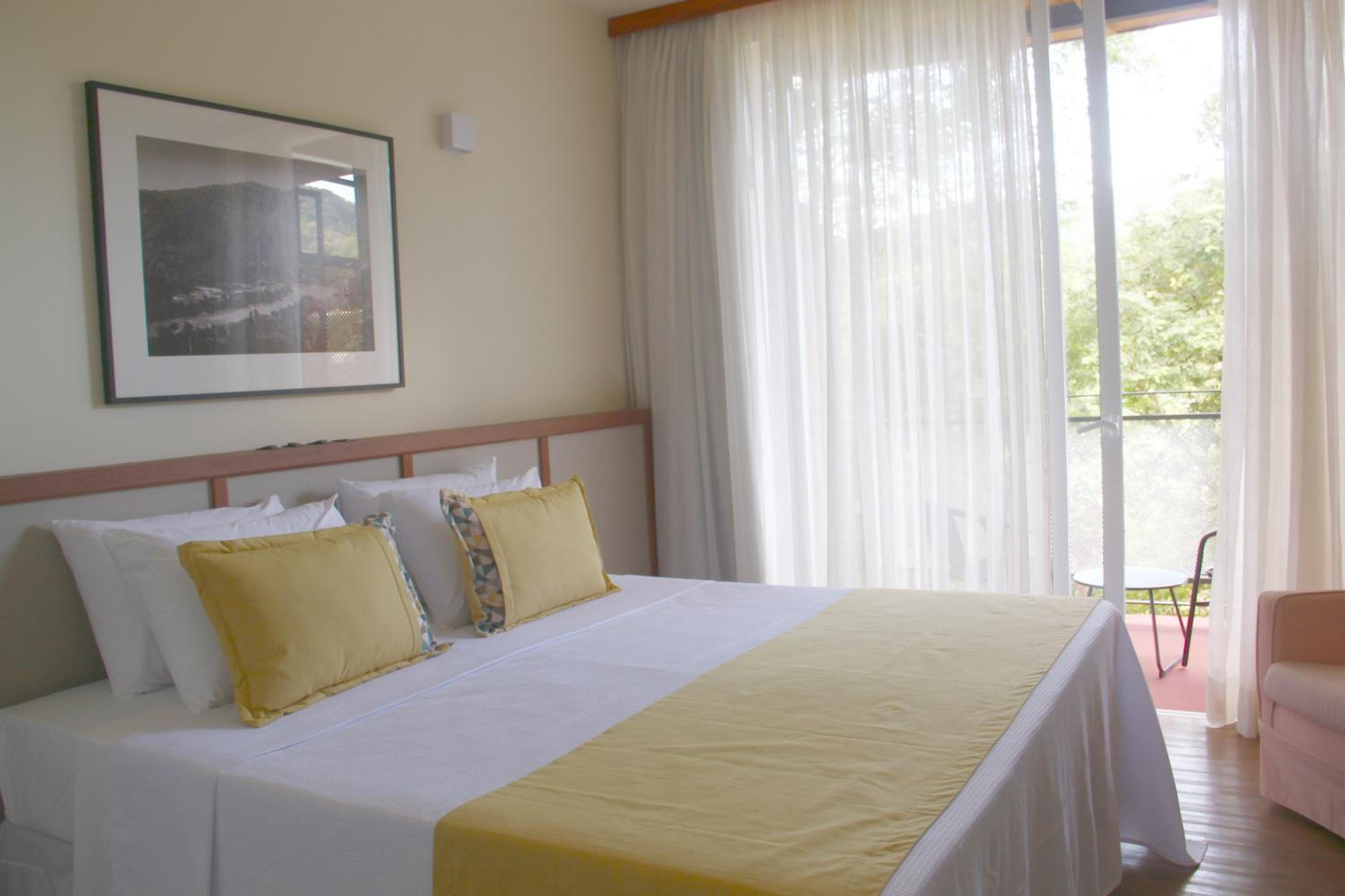 Queen Room photo 1