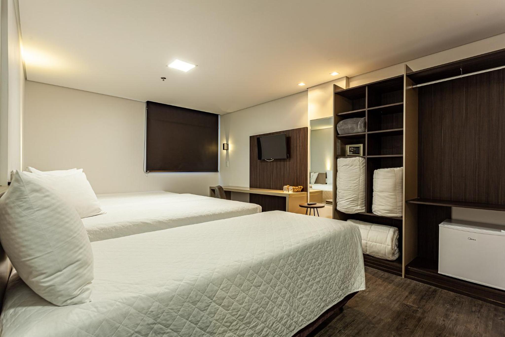 Superior Triple Room photo 3