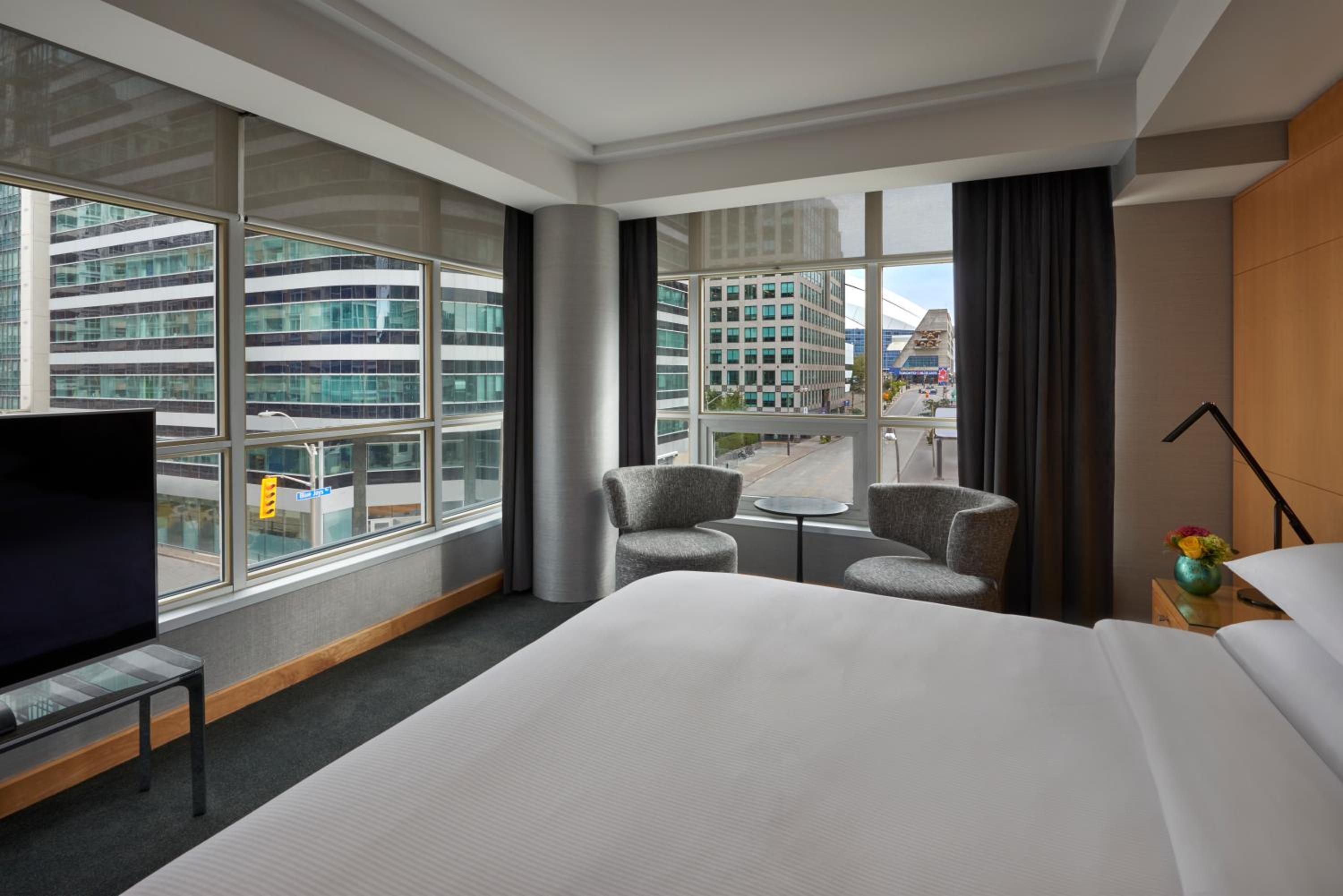 Executive Corner King Suite