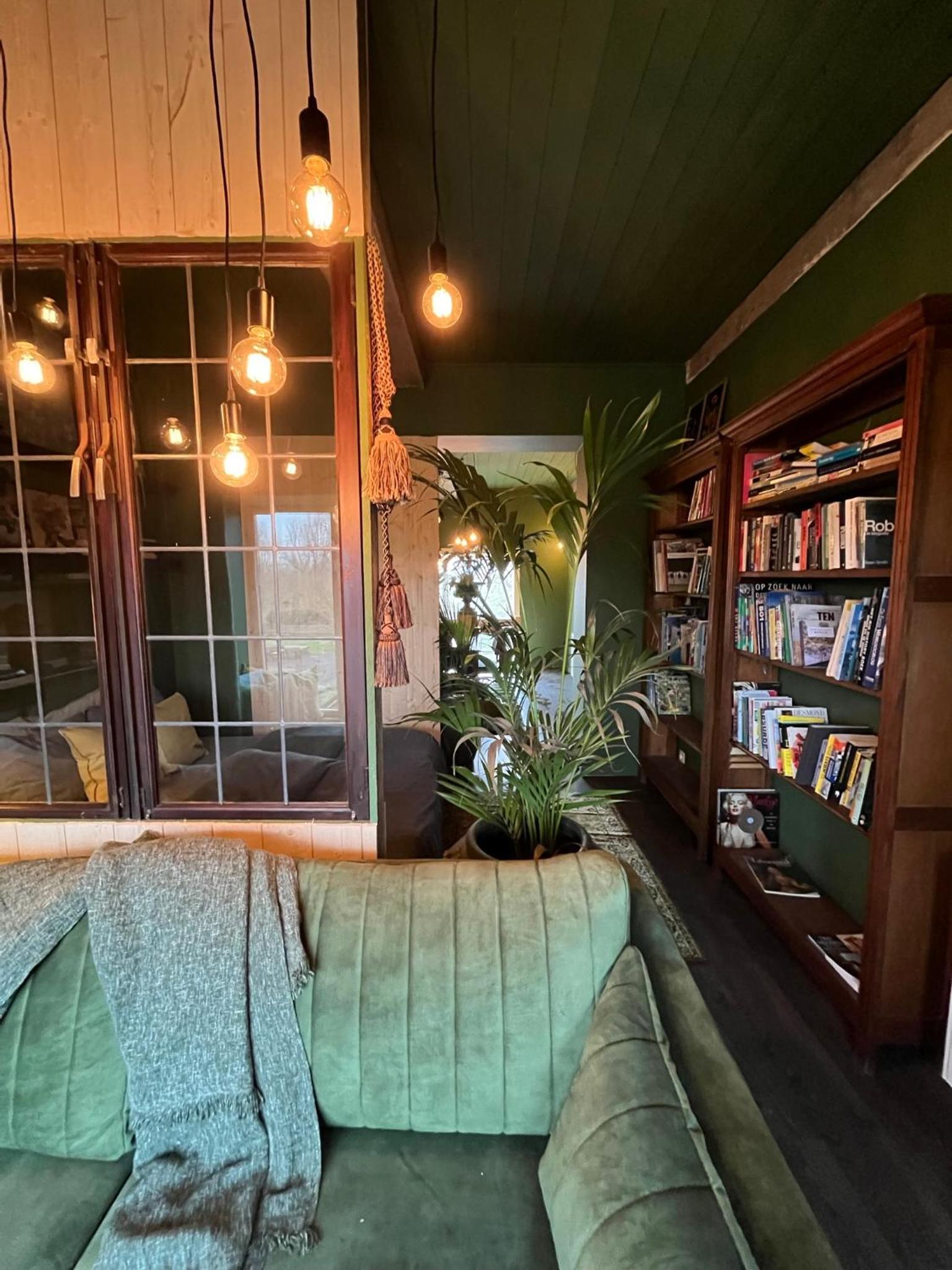 Apartment photo 1