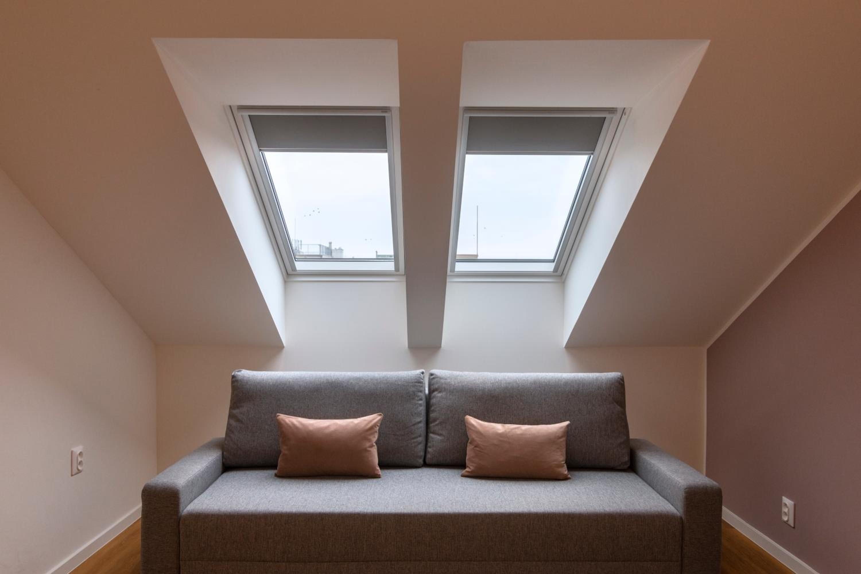 Deluxe Attic Apartment