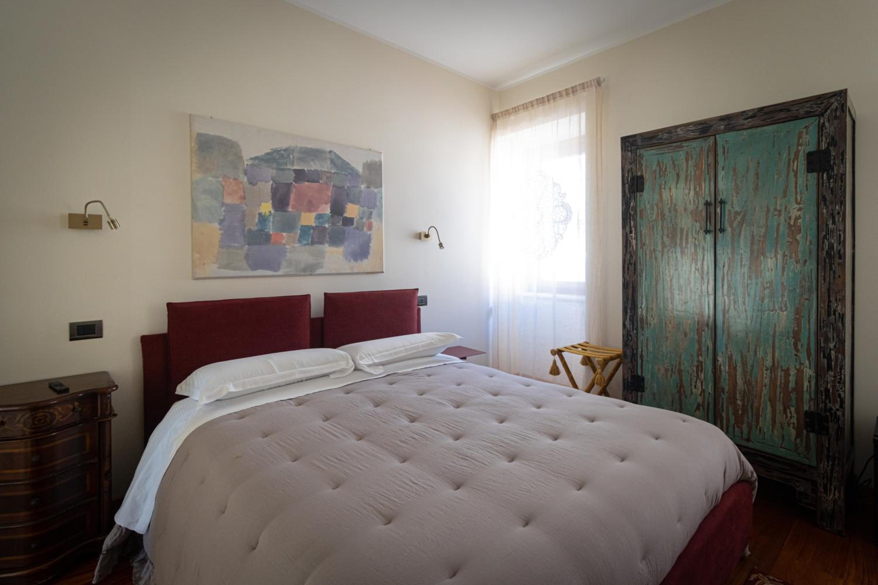 Deluxe Queen Room photo 2