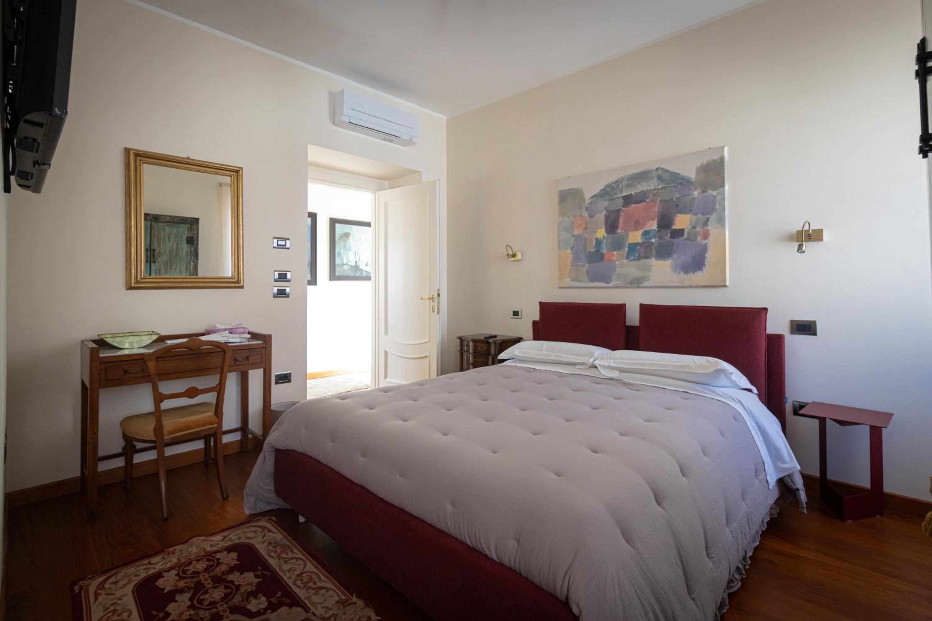 Deluxe Queen Room photo 1