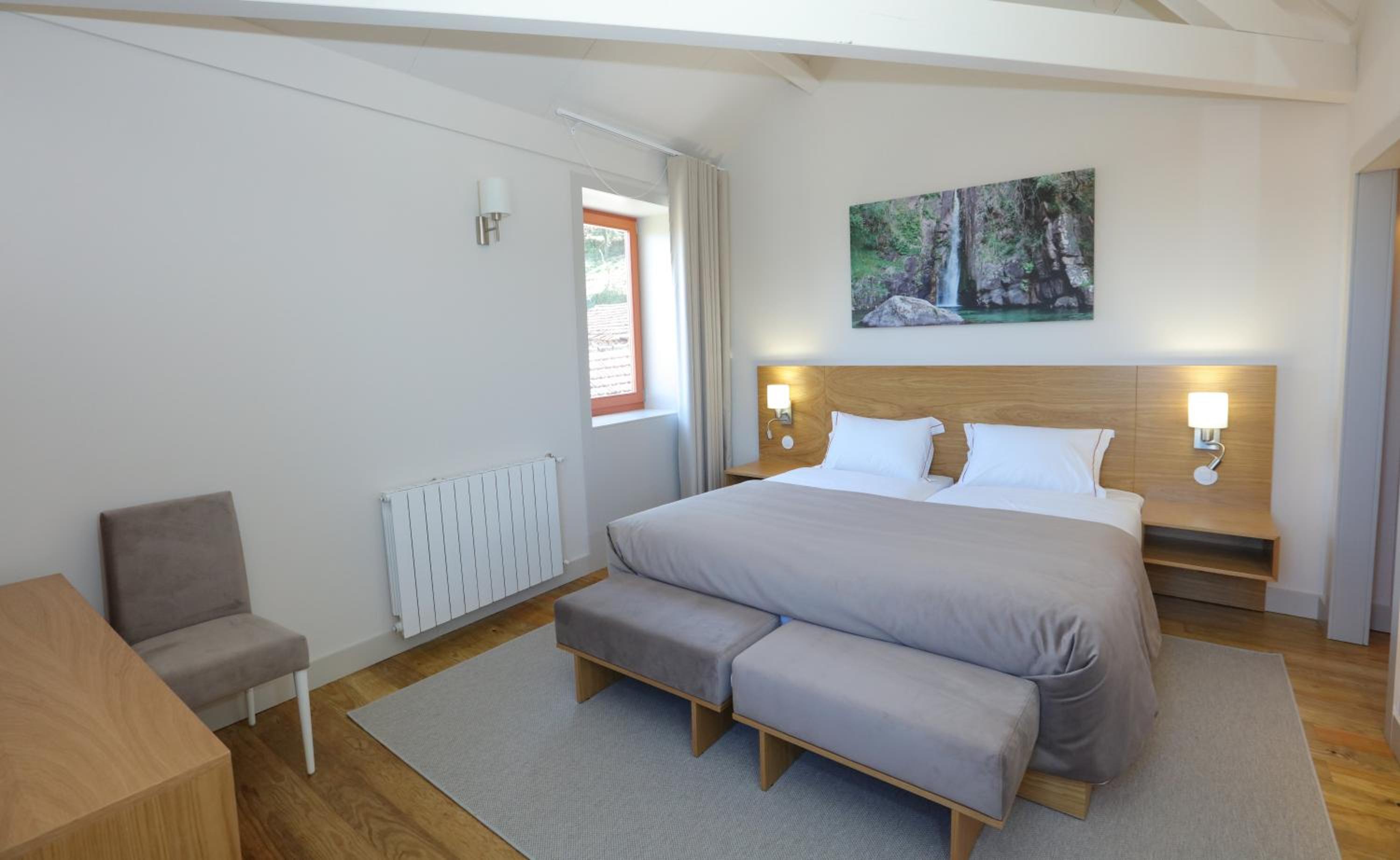 Deluxe Double or Twin Room with Mountain View photo 3