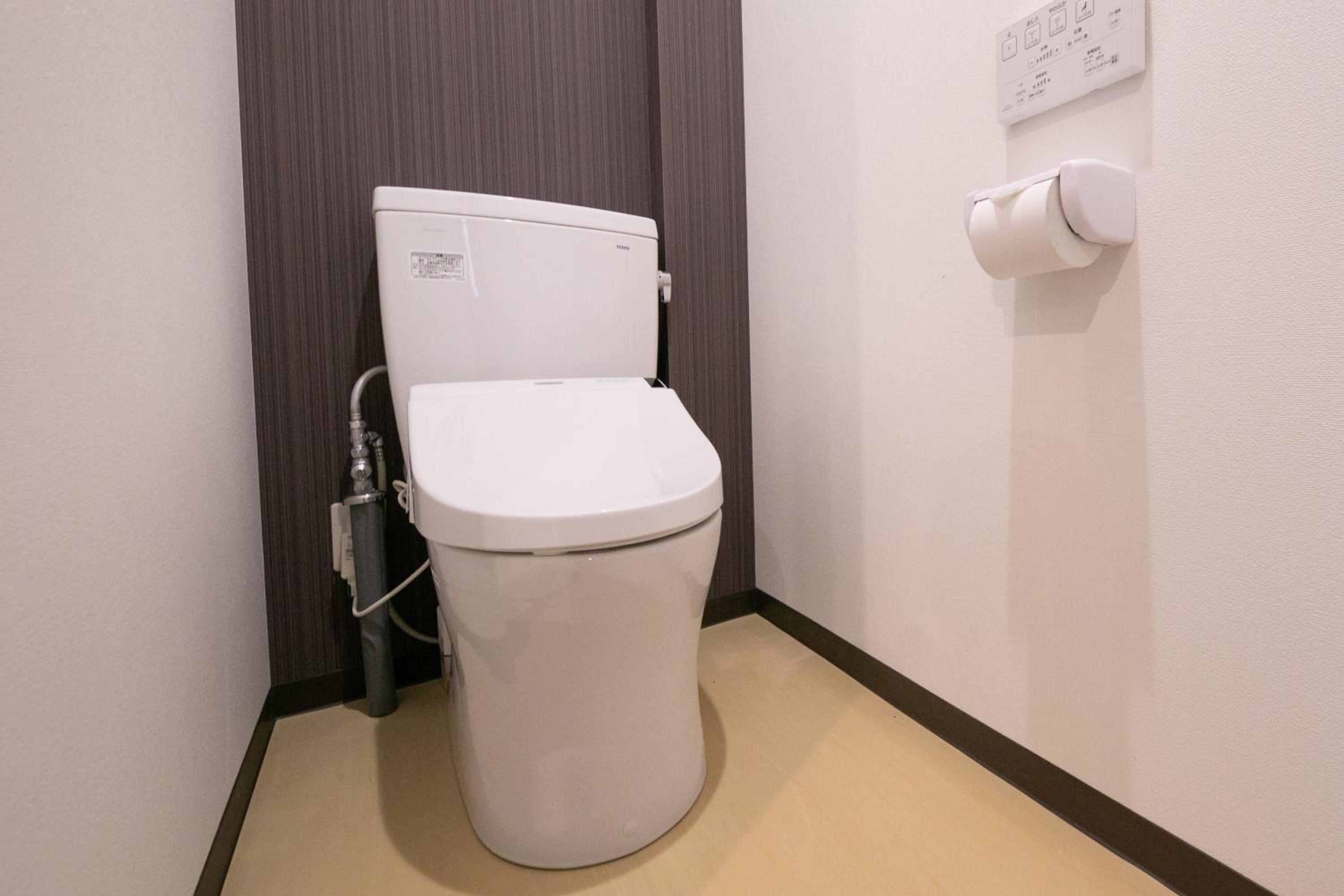 Quadruple Room with Shared Bathroom photo 2