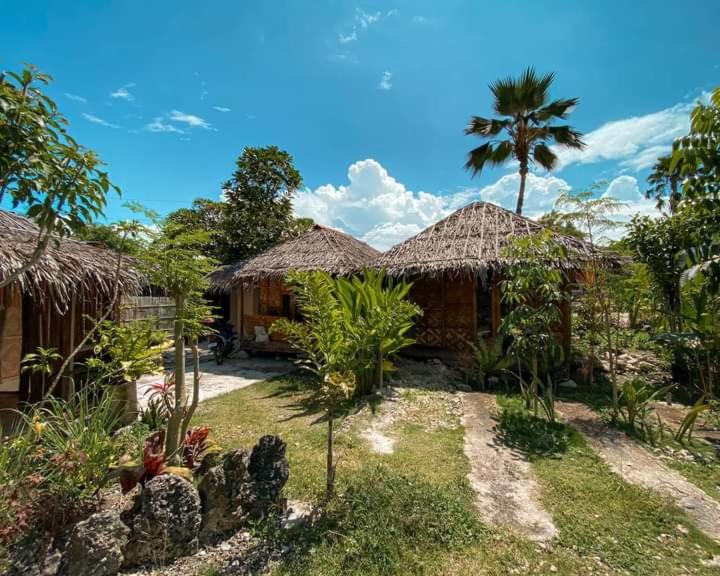 Deluxe Bungalow with Private Bathroom - Photo 12