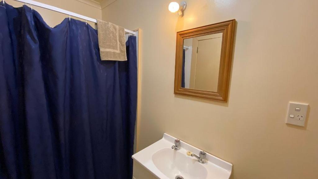 Quadruple Room with Private Bathroom - Photo 1