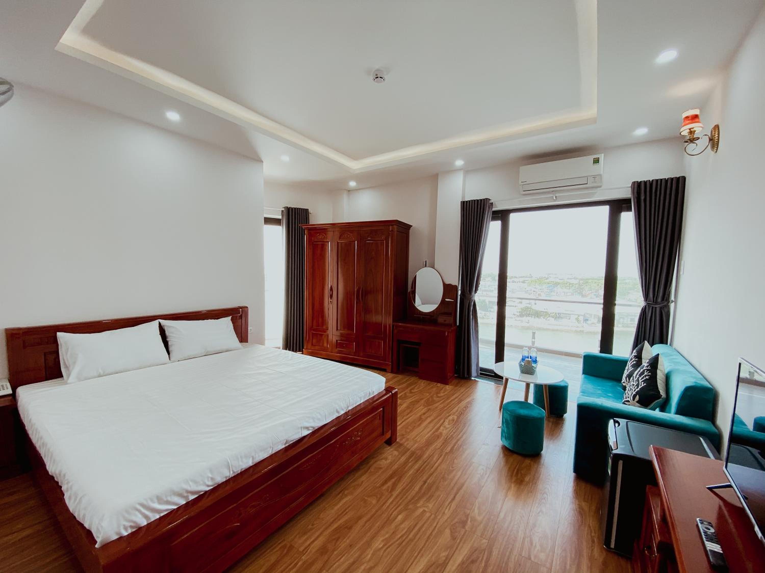 Double Room with Balcony photo 2