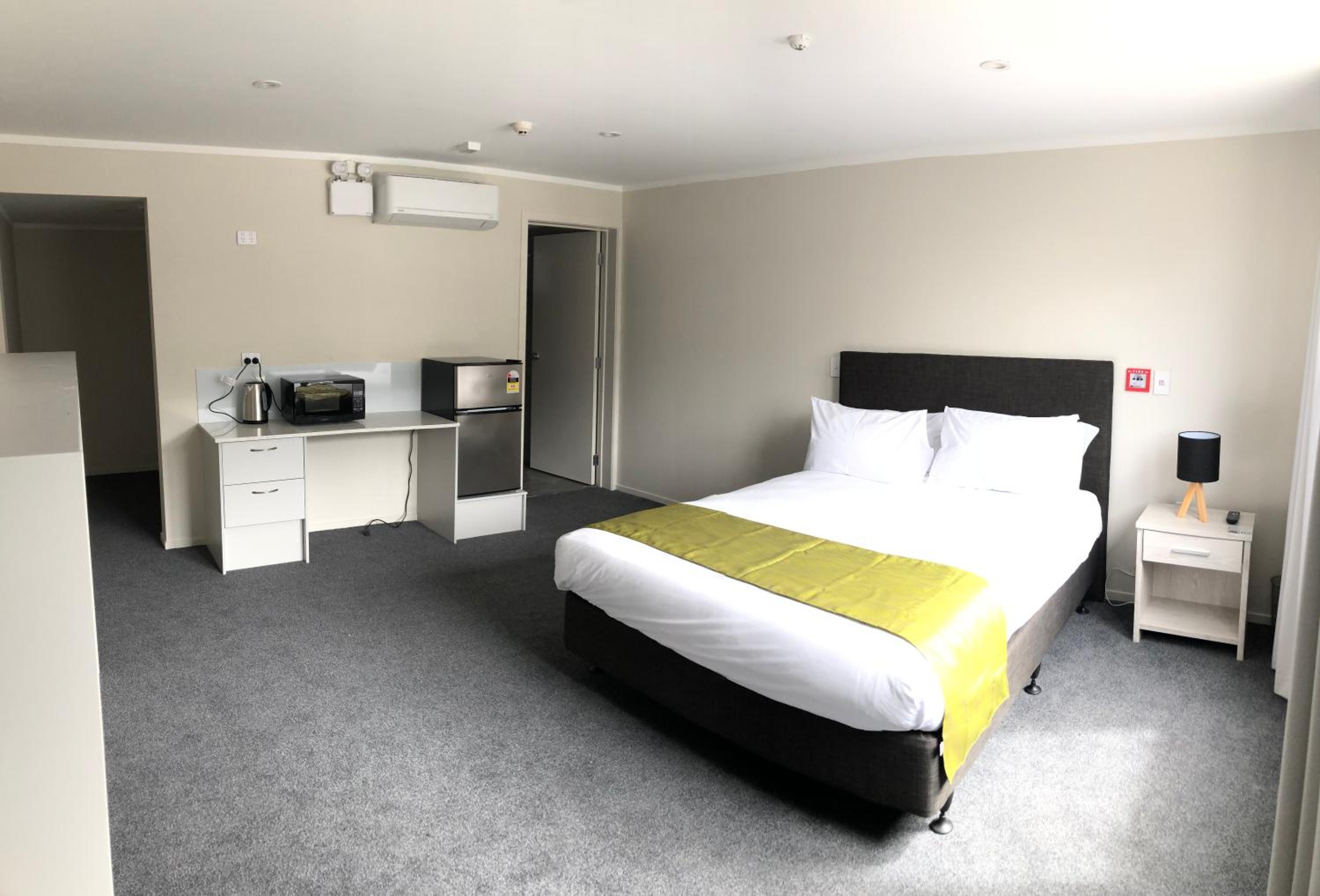 Double Room - Disability Access - Photo 1