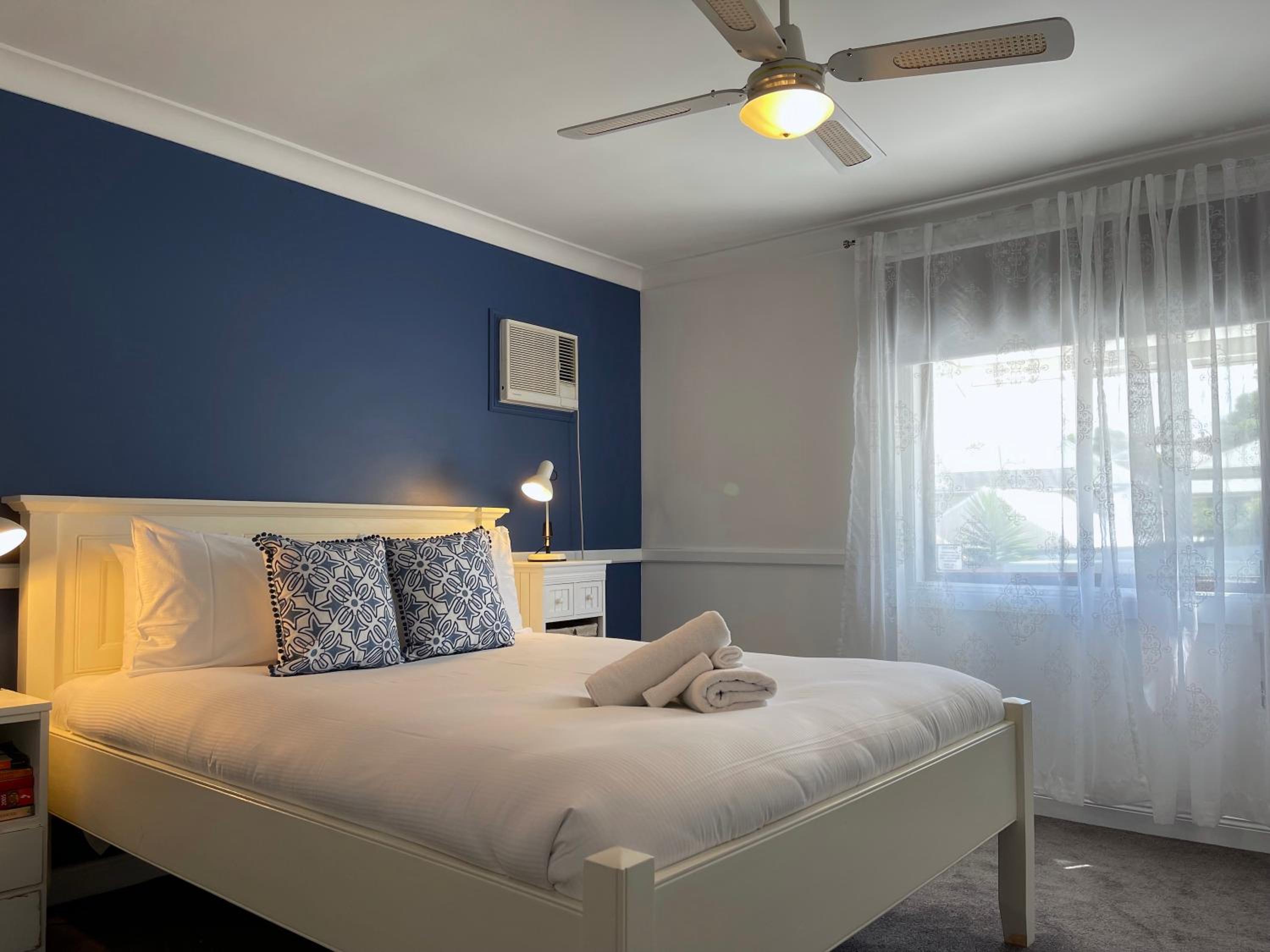 Four-Bedroom House photo 1