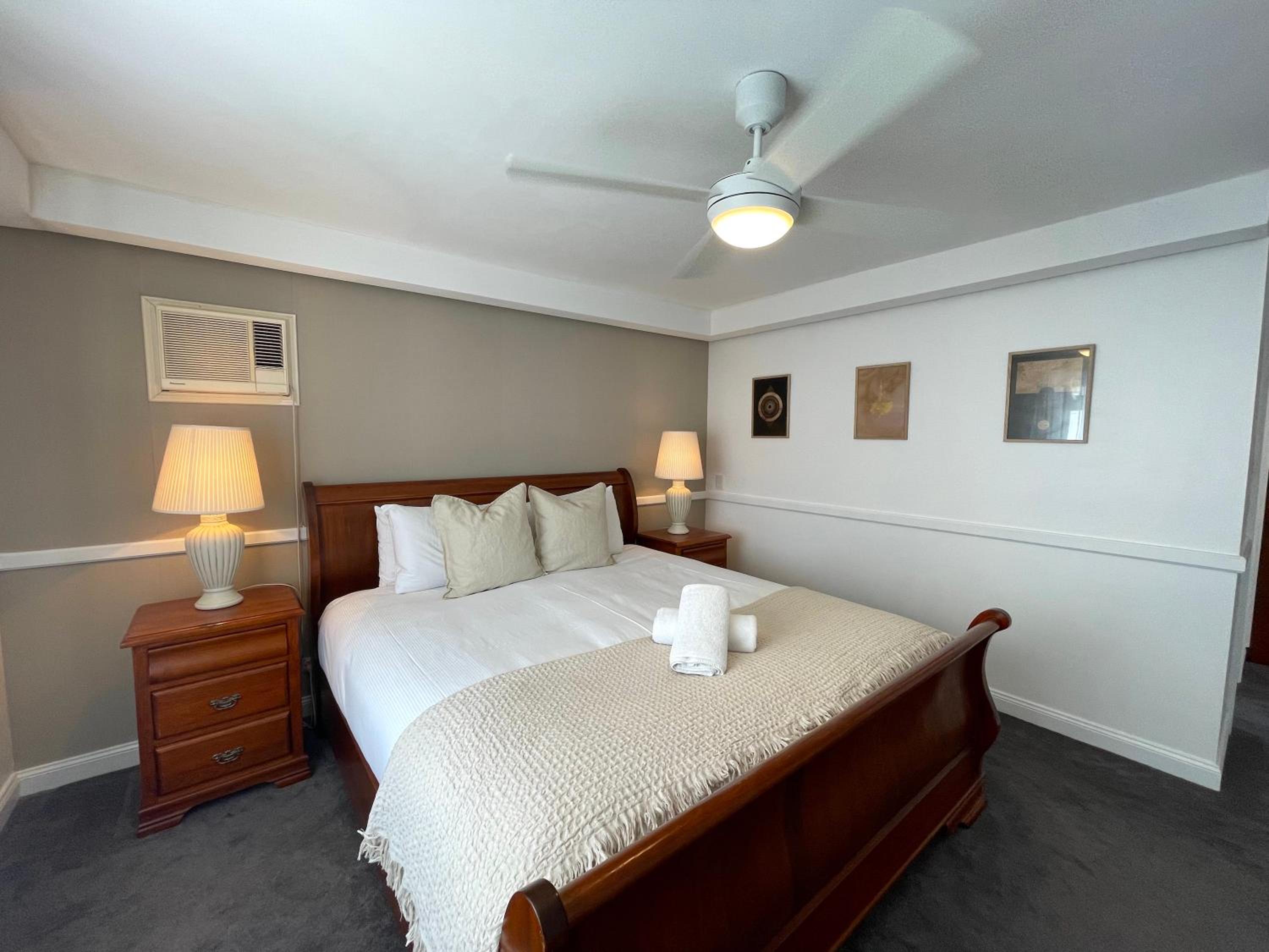 Four-Bedroom House photo 2